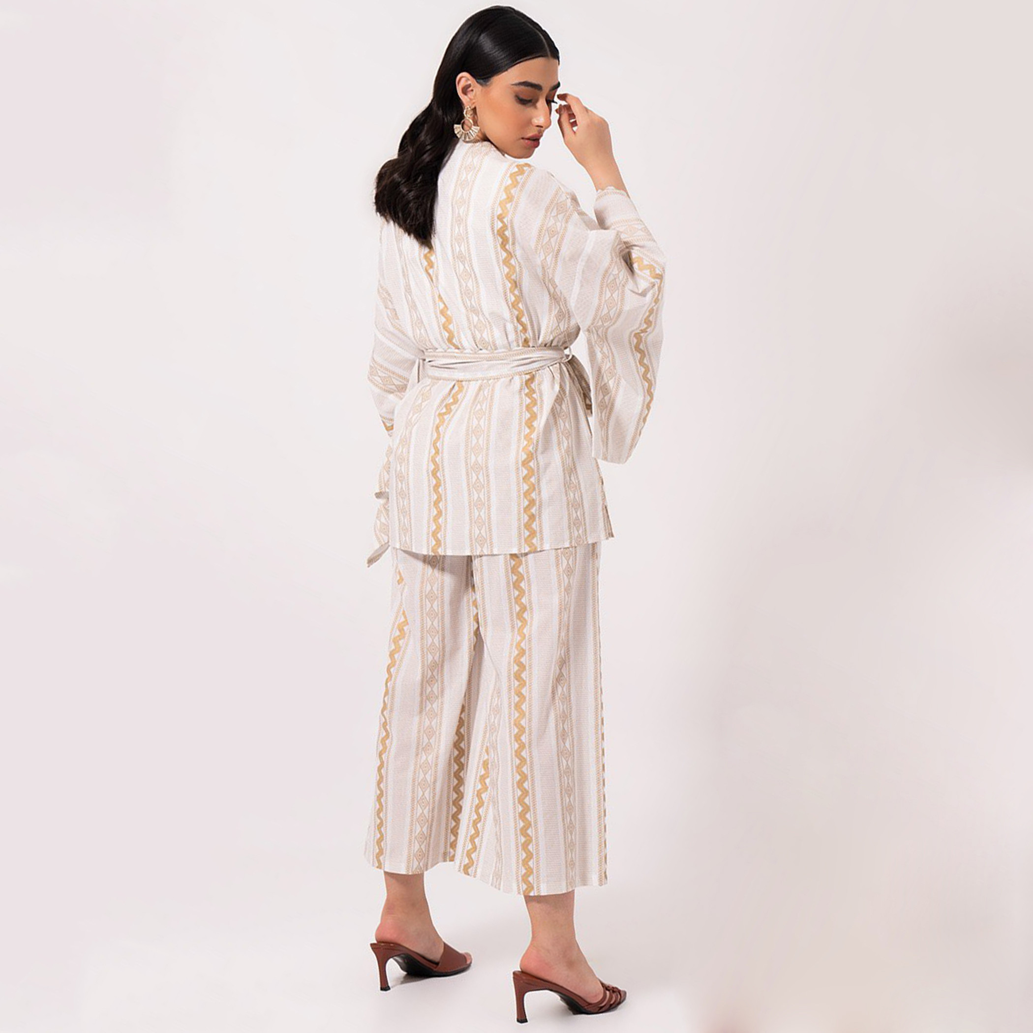 Rina Cotton And Polyester Printed Women Multicolour Shrug-women-winterwear-cardigansandjumpers-cardigans-image-2