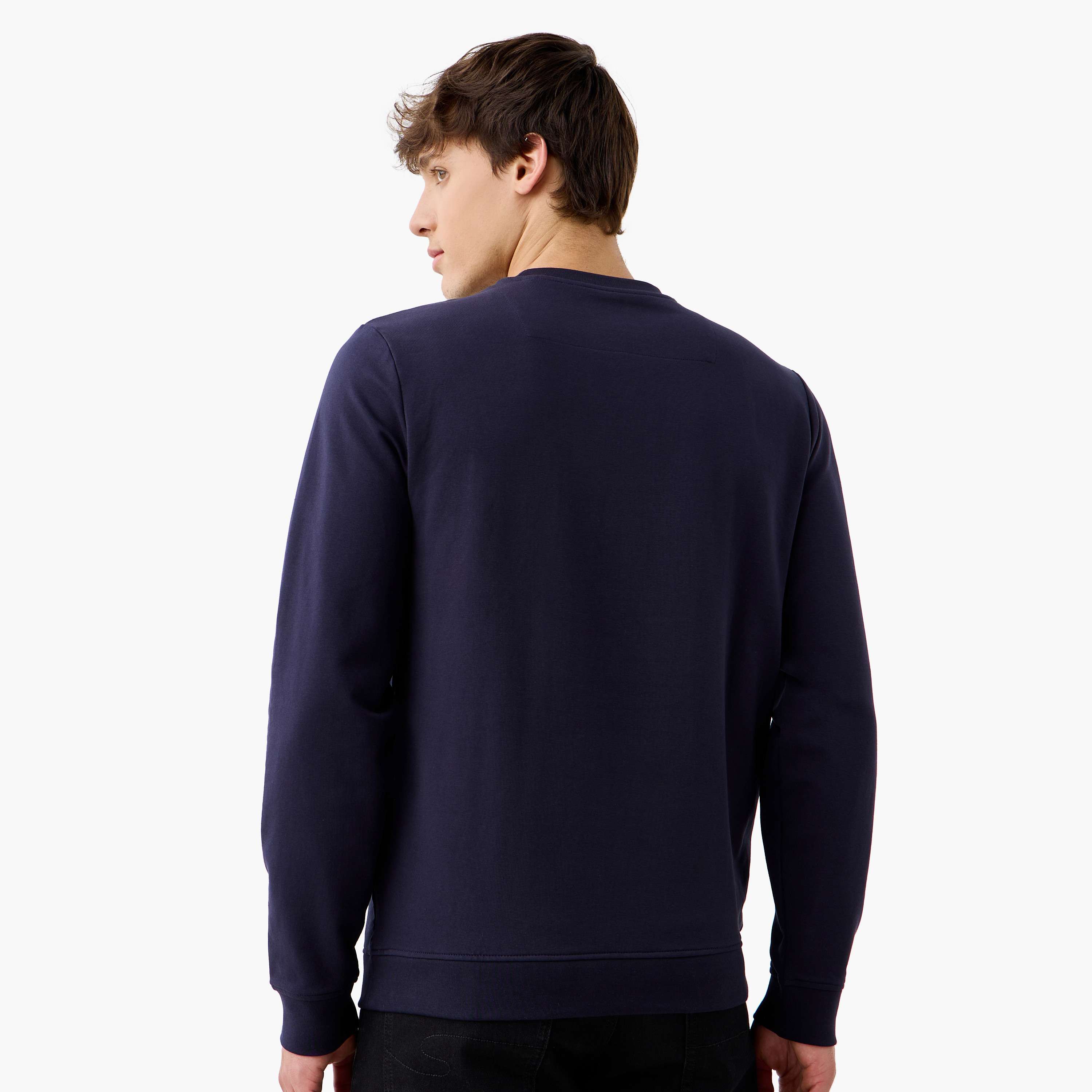 سويت شيرت بأكمام طويلة وطبعات شعار من جيس-men-winterwear-hoodiesandsweatshirts-image-8