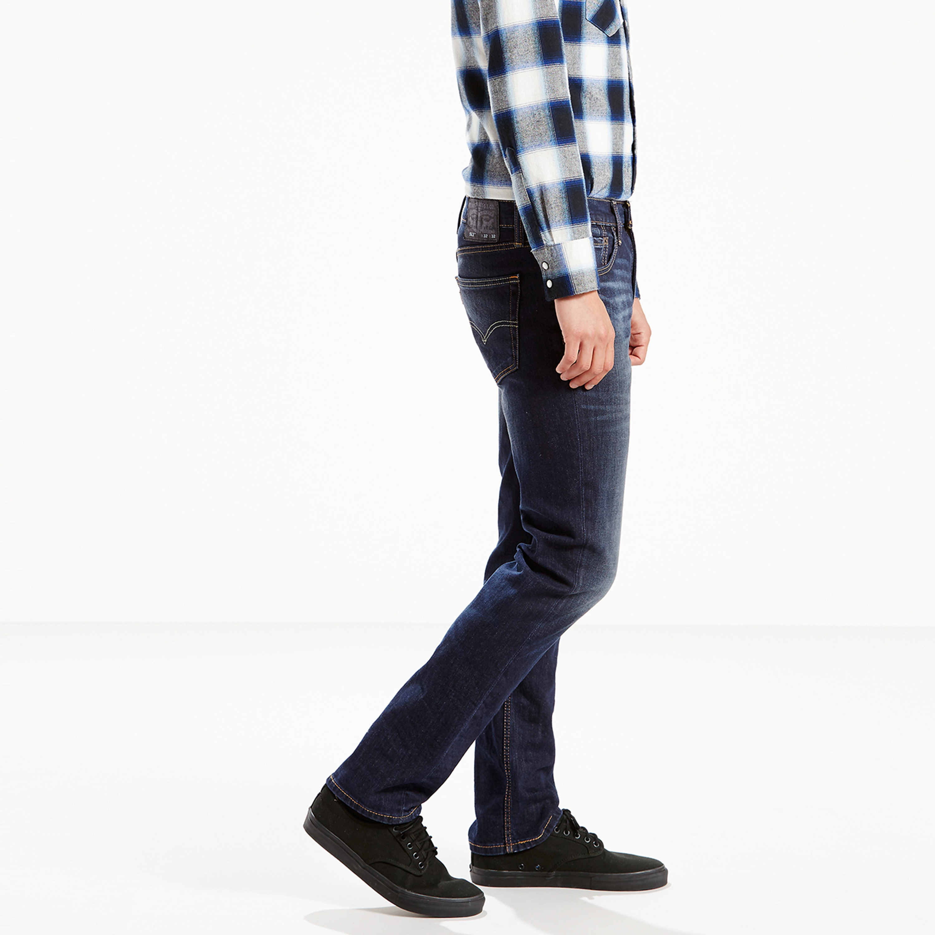 بنطال جينز من ليفايز 511 ذو قصة ضيقة وجيب متوسط الارتفاع-men-clothing-bottoms-jeans-image-3