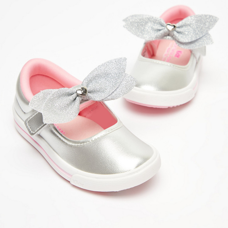 Kidy Solid Ballerinas with Bow Accent