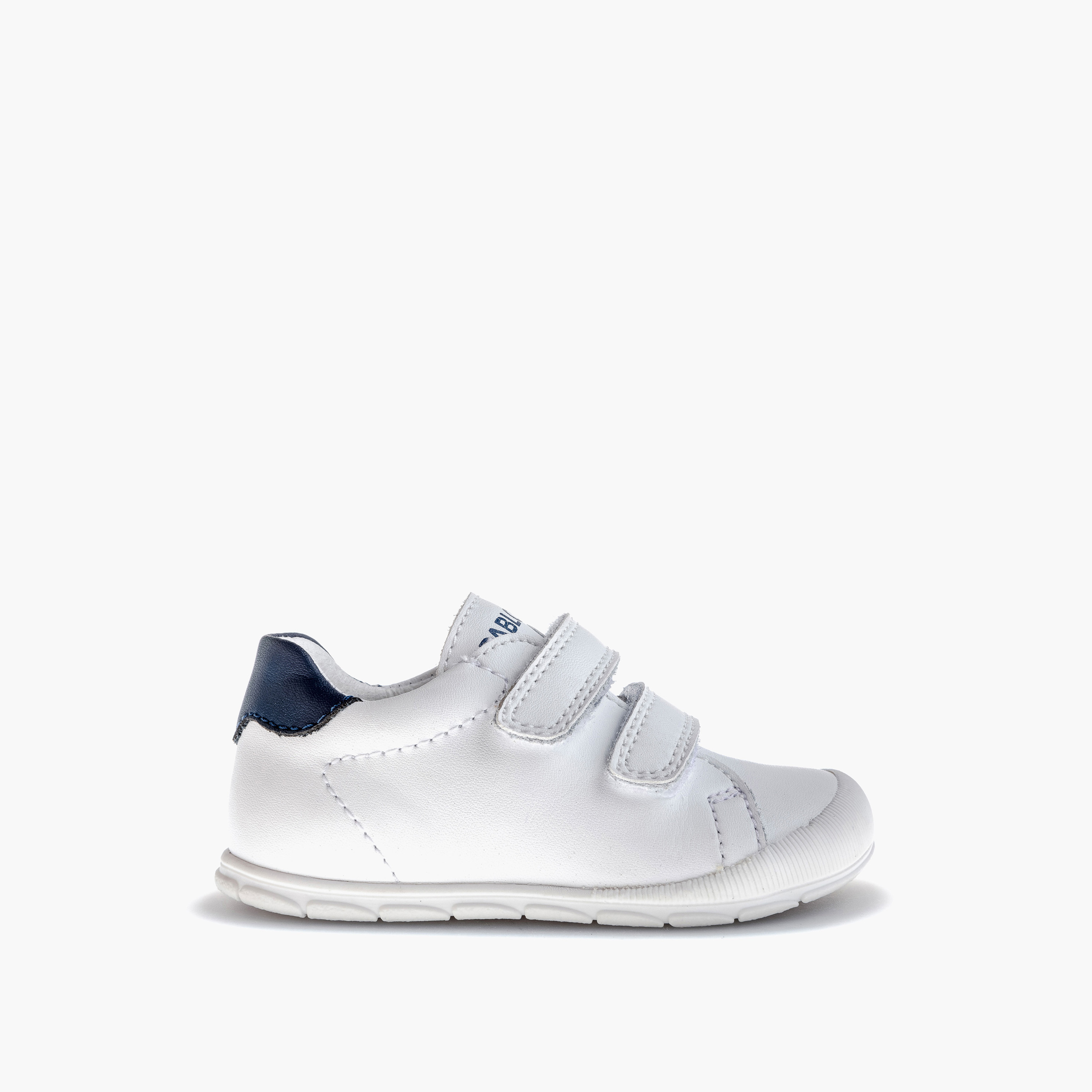 حذاء سنيكرز بشريط إغلاق لاصق للأولاد من بابلوسكي - 060102-baby-boys-shoes-closedshoes-image-2
