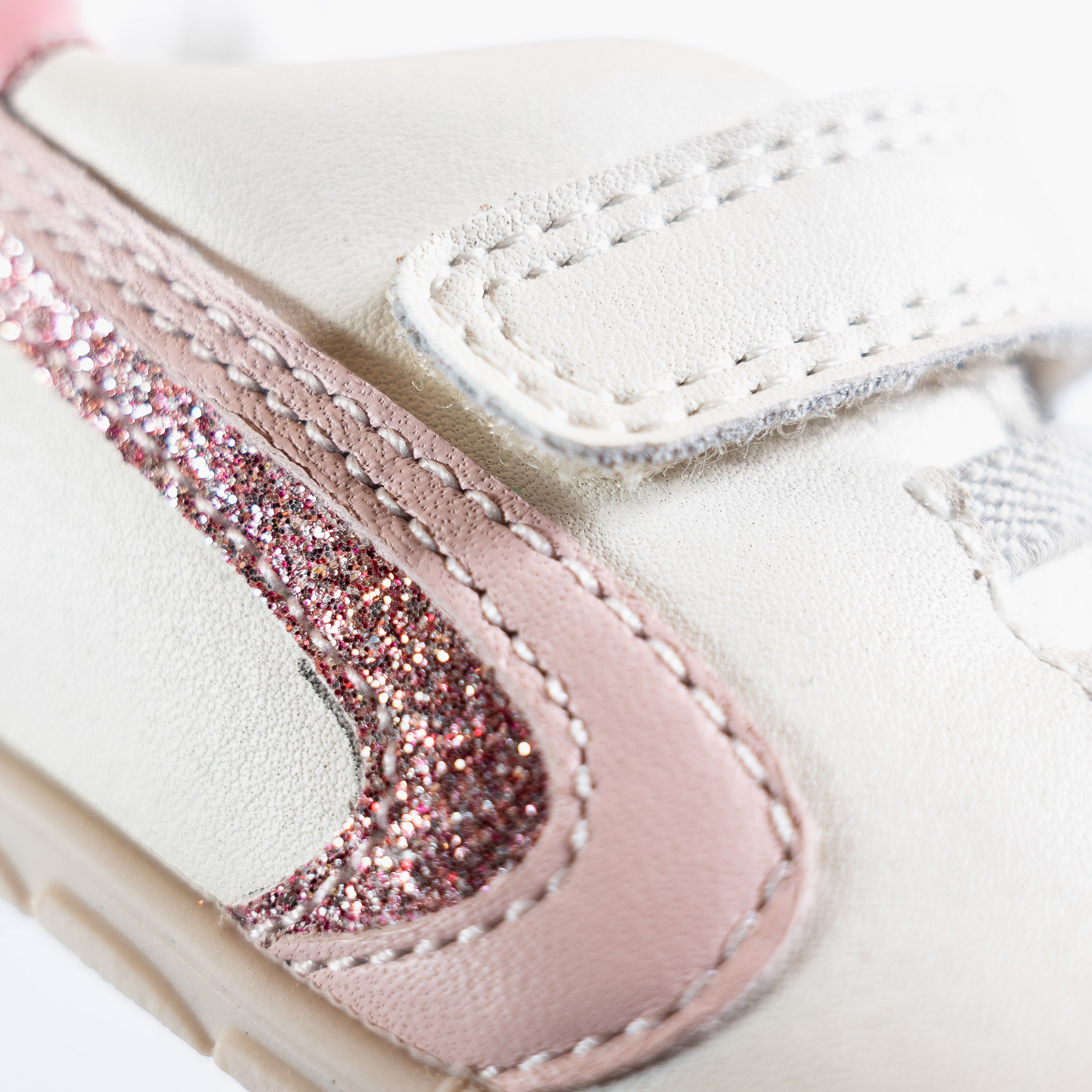 حذاء سنيكرز بشريط إغلاق لاصق للبنات من بابلوسكي - 060337-baby-girls-shoes-closedshoes-image-7