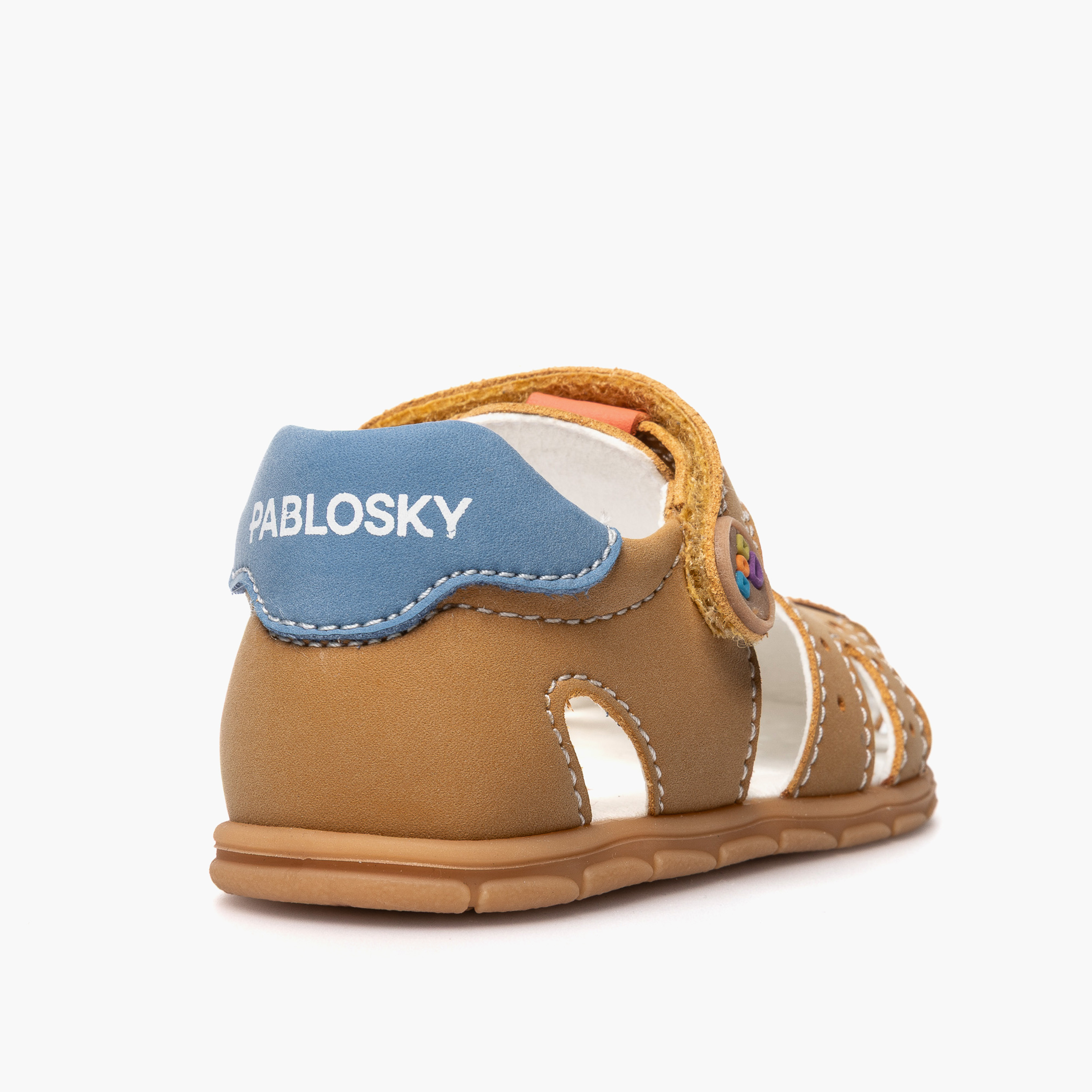 صندل بتصميم مفرغ وشريط إغلاق لاصق من بابلوسكي-baby-boys-shoes-sandals-image-5