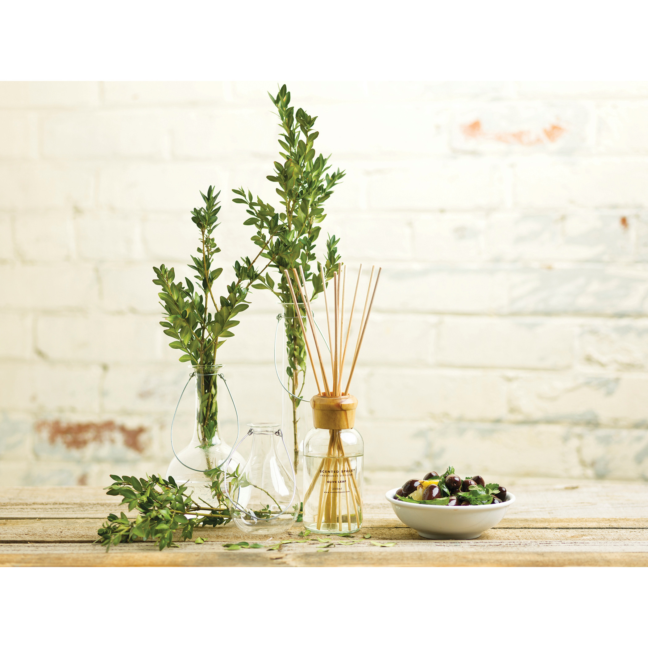 Scented Space Olive Leaf Fragrance Diffuser - 200 ml-household-homefragrance-reeddiffusers-image-1