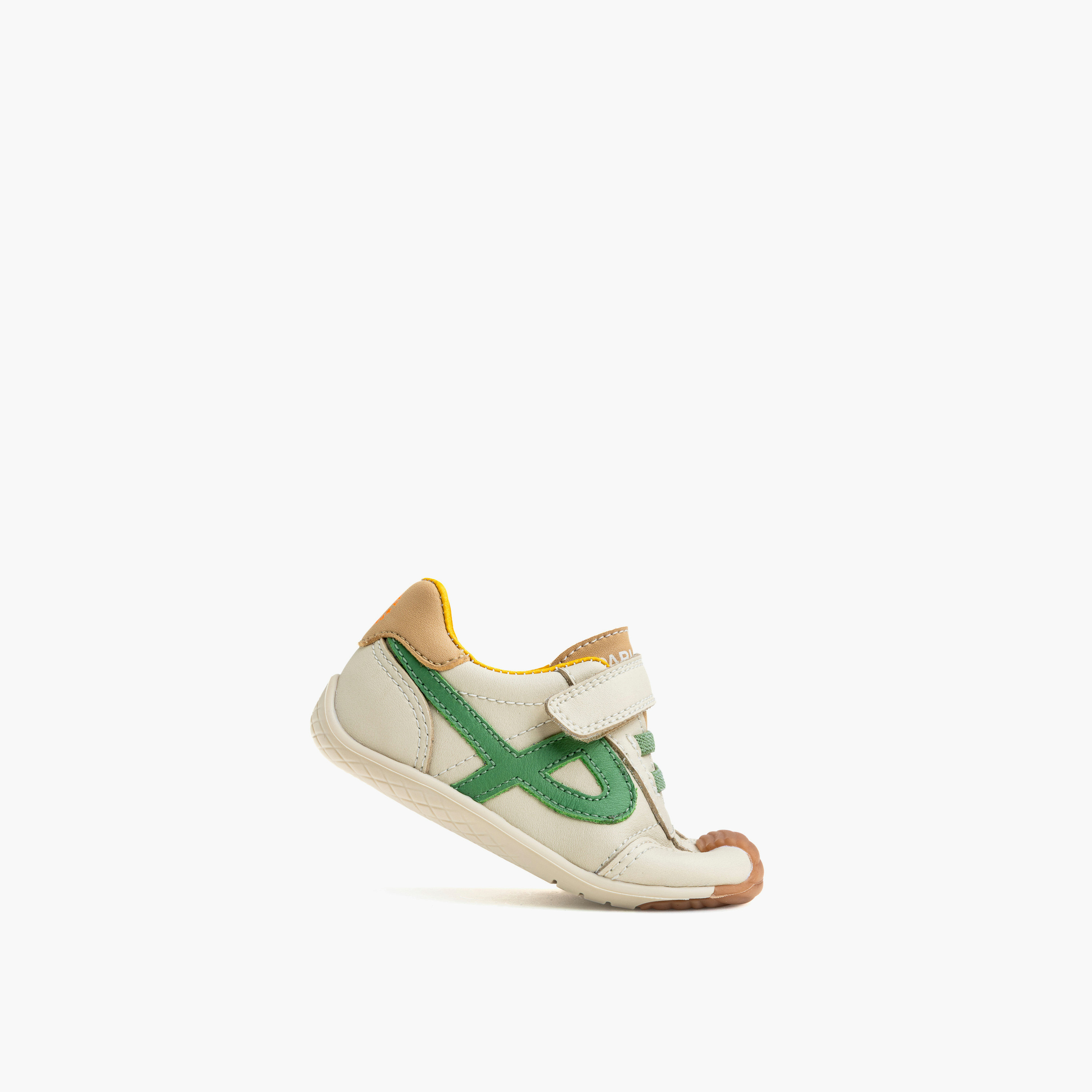 حذاء سنيكرز بشريط إغلاق لاصق للأولاد من بابلوسكي-baby-boys-shoes-closedshoes-image-4