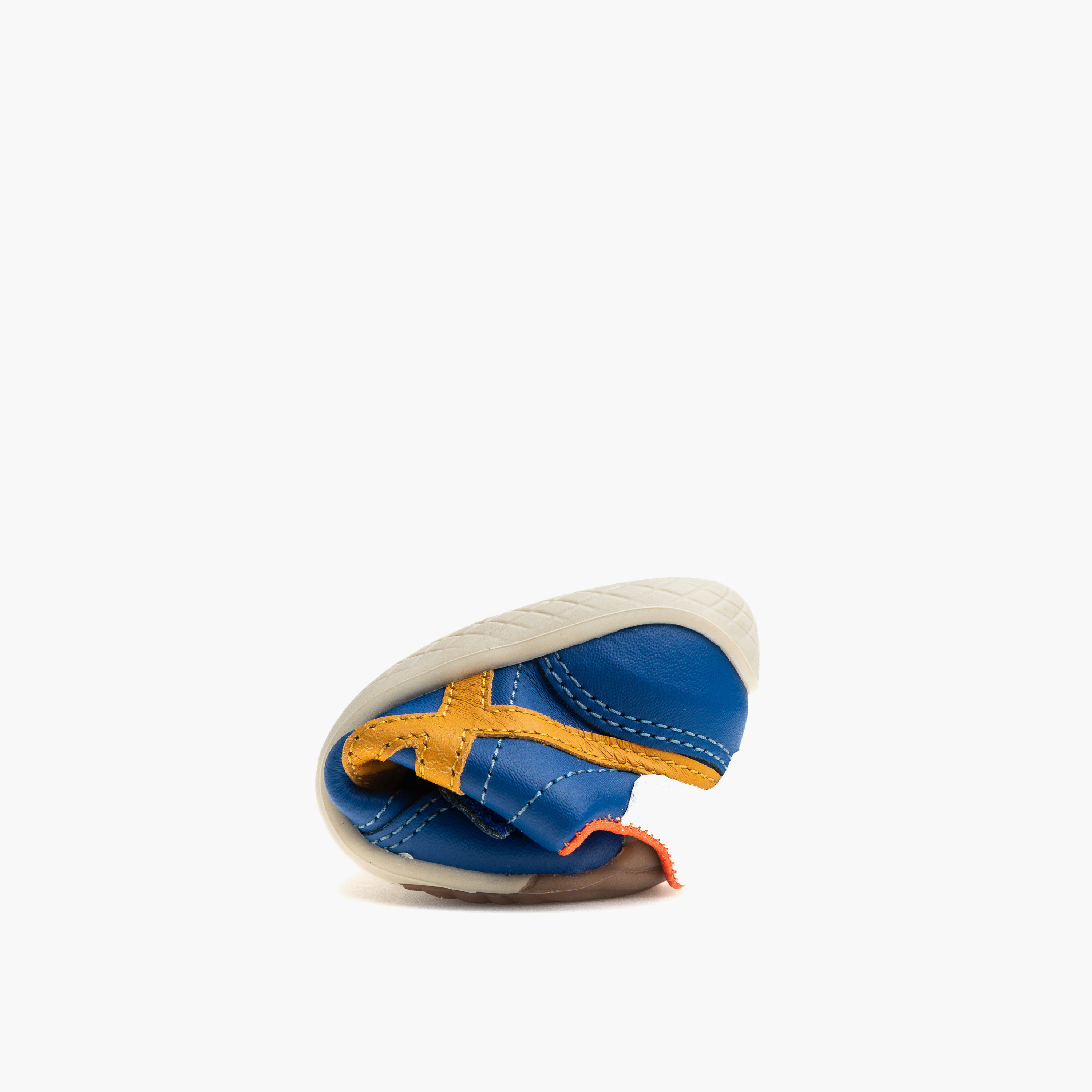 حذاء سنيكرز متعدد التصاميم بشريط إغلاق لاصق للأولاد من بابلوكسي-baby-boys-shoes-closedshoes-image-5