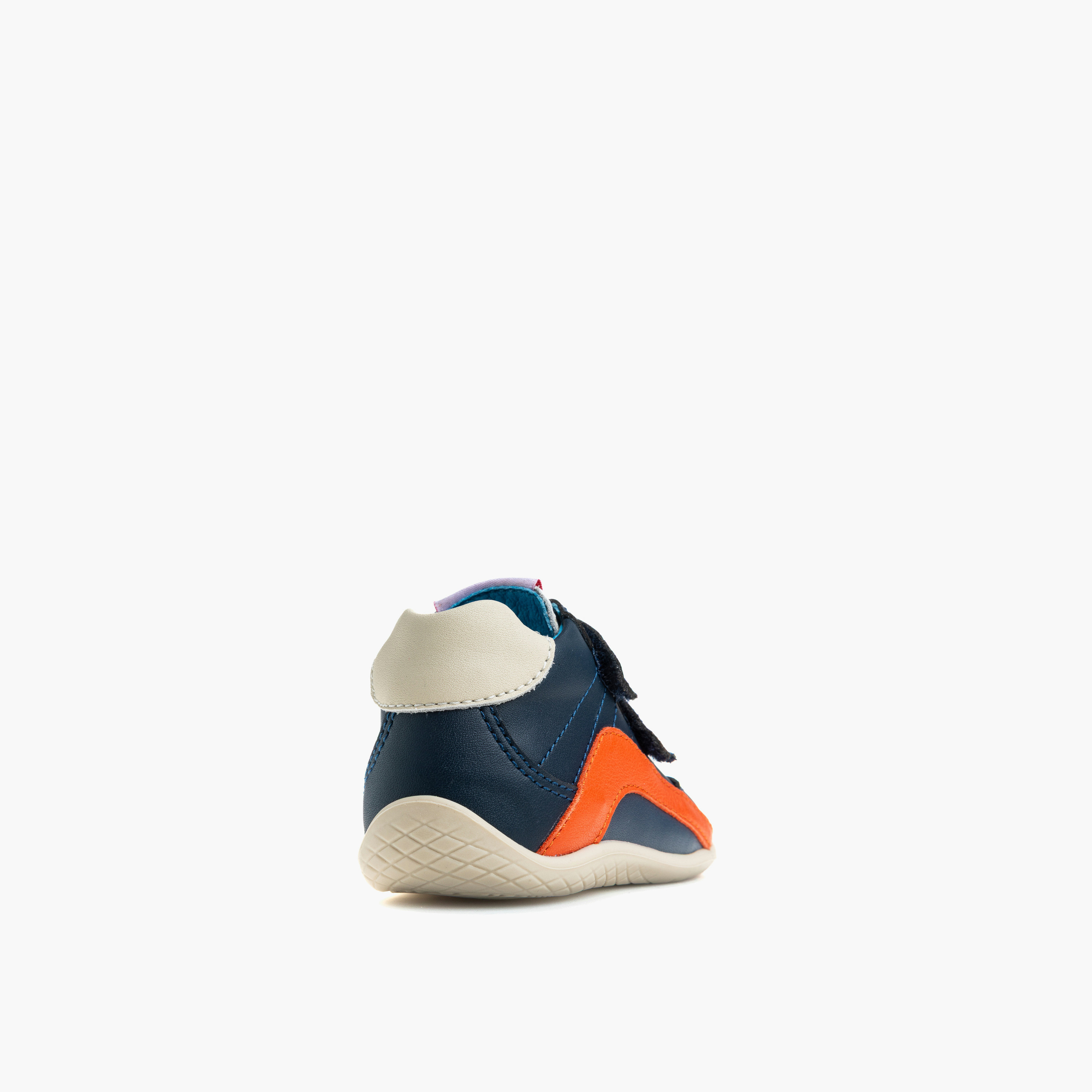 حذاء سنيكرز بشريط إغلاق لاصق للأولاد من بابلوكسي-baby-boys-shoes-closedshoes-image-2