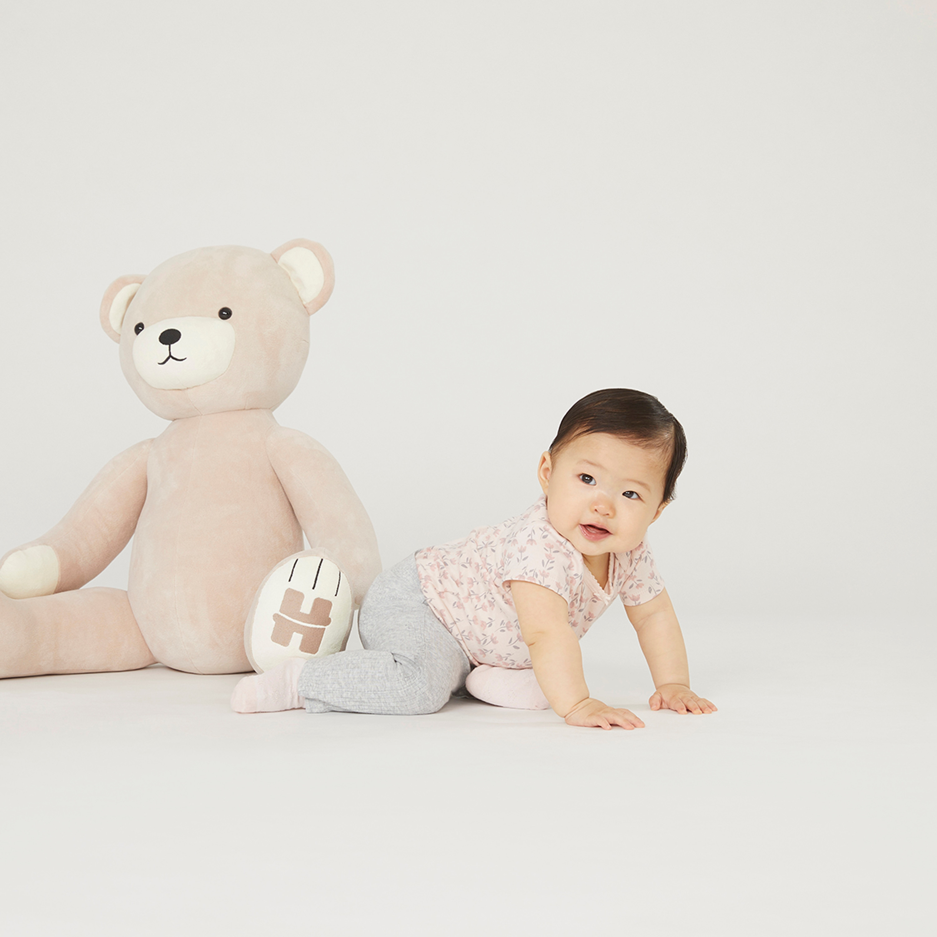 طقم سراويل مطاطية بطبعات، من هاجيز-baby-girls-clothing-bottoms-joggersandtrackpants-image-5