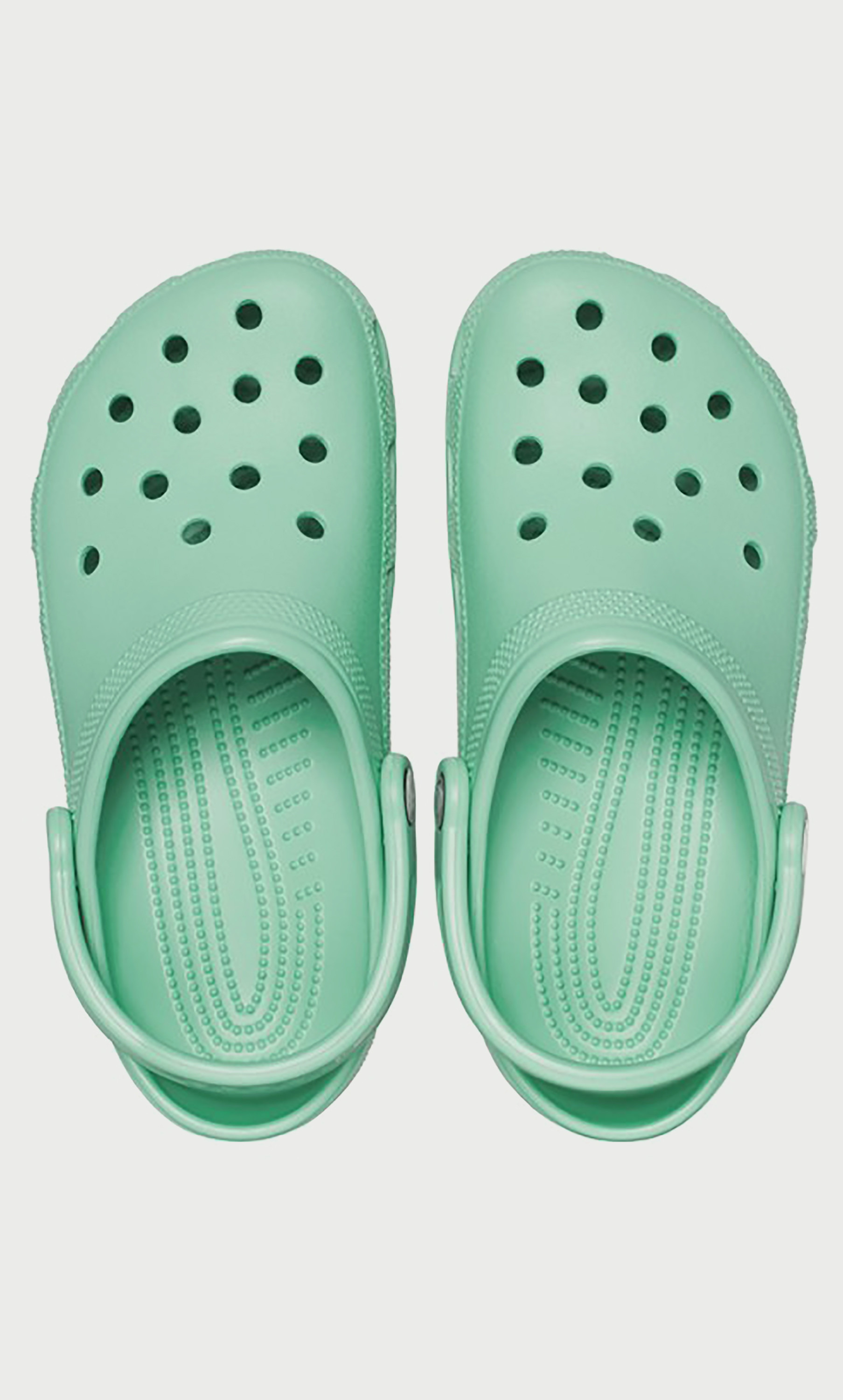 قبقاب كلاسيكي من كروكس للجنسين مزين بفتحات مع حزام خلفي-women-shoes-sandals-flats-image-18