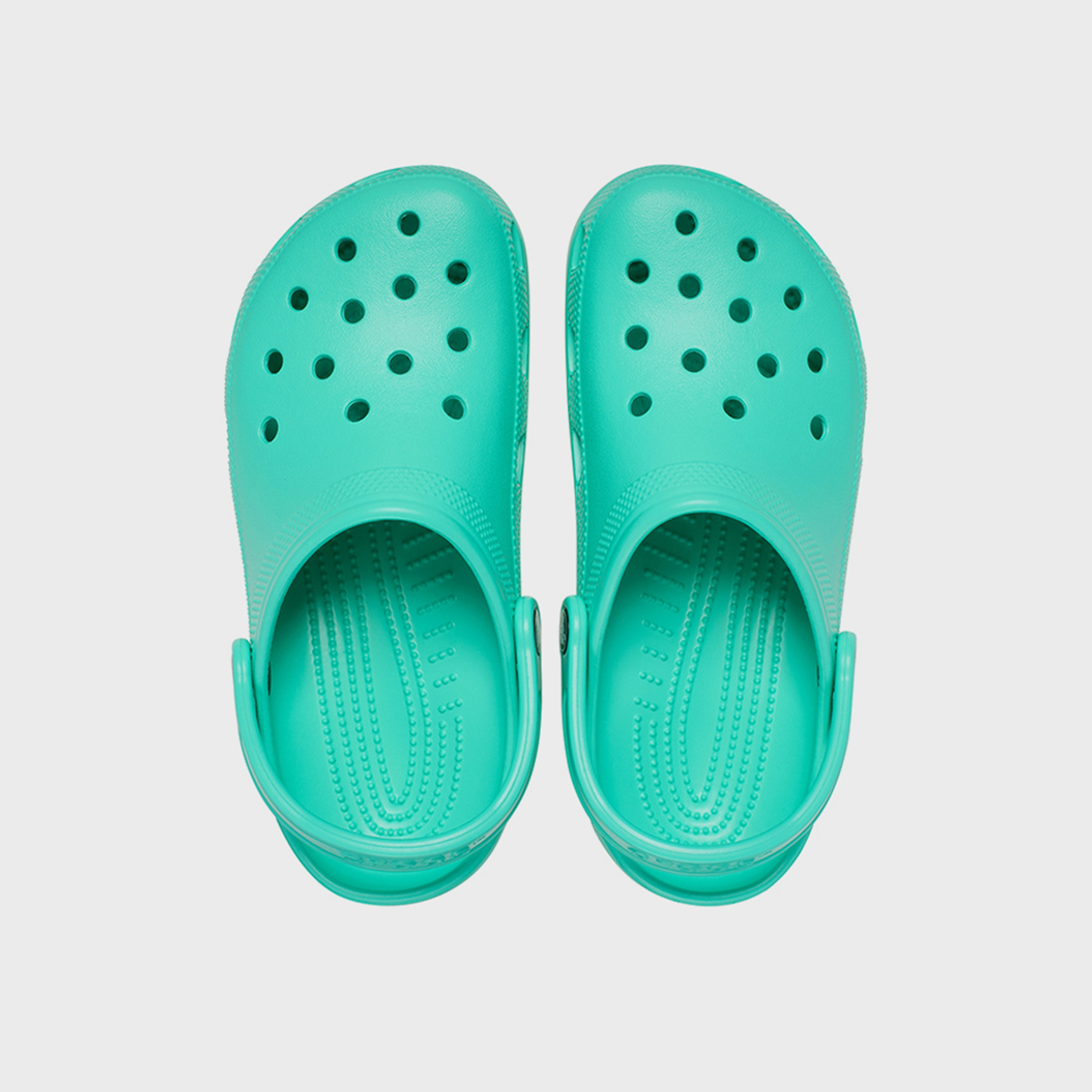 كروكس حذاء كلاسيكي سهل الارتداء للجنسين | 10001-3WM-women-shoes-sandals-flats-image-2