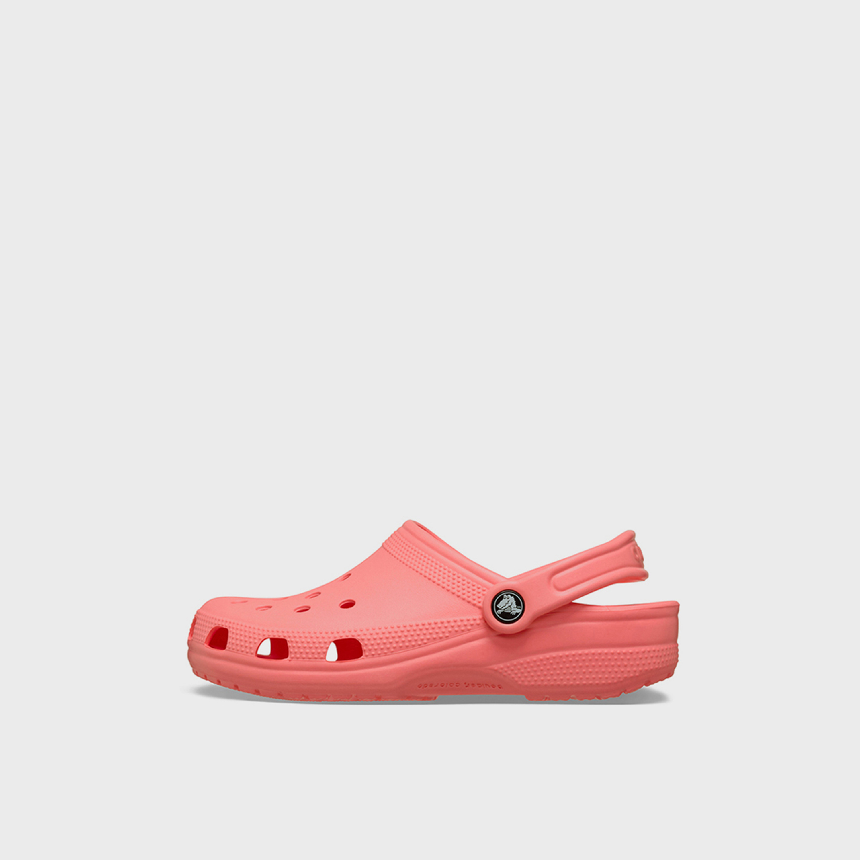 كروكس - حذاء قبقاب للنساء كلاسيكي مسطح سهل الارتداء | 10001-6UI-women-shoes-flipflopsandslides-image-6