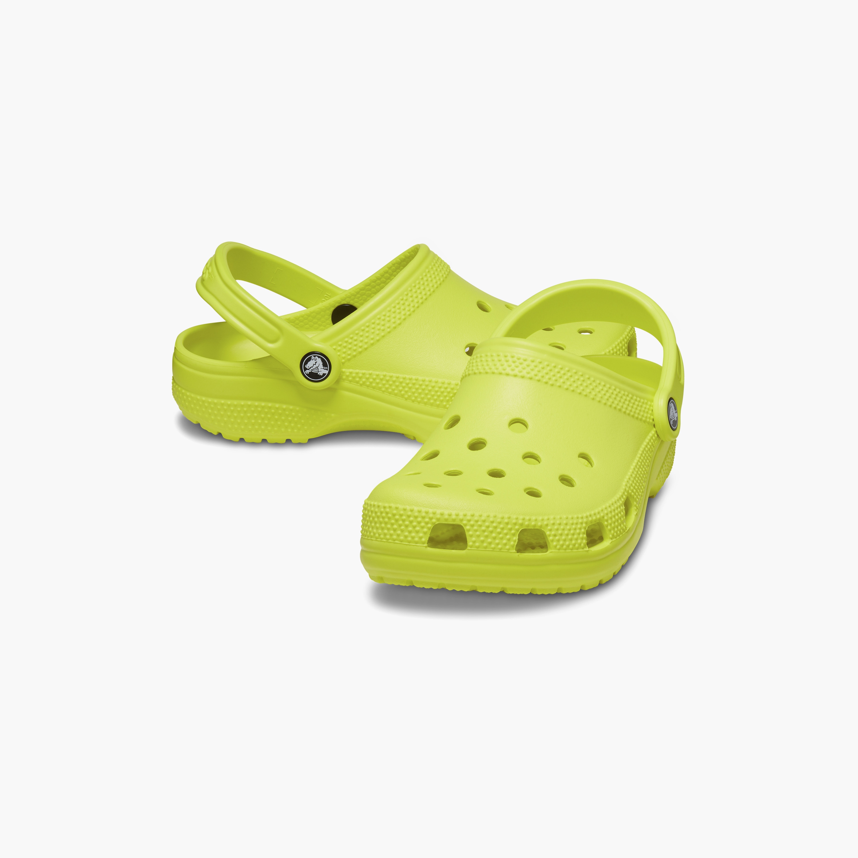 قباقيب كلاسيكية من كروكس للجنسين ذو سليب أون | 10001-76M-men-shoes-sandals-image-1