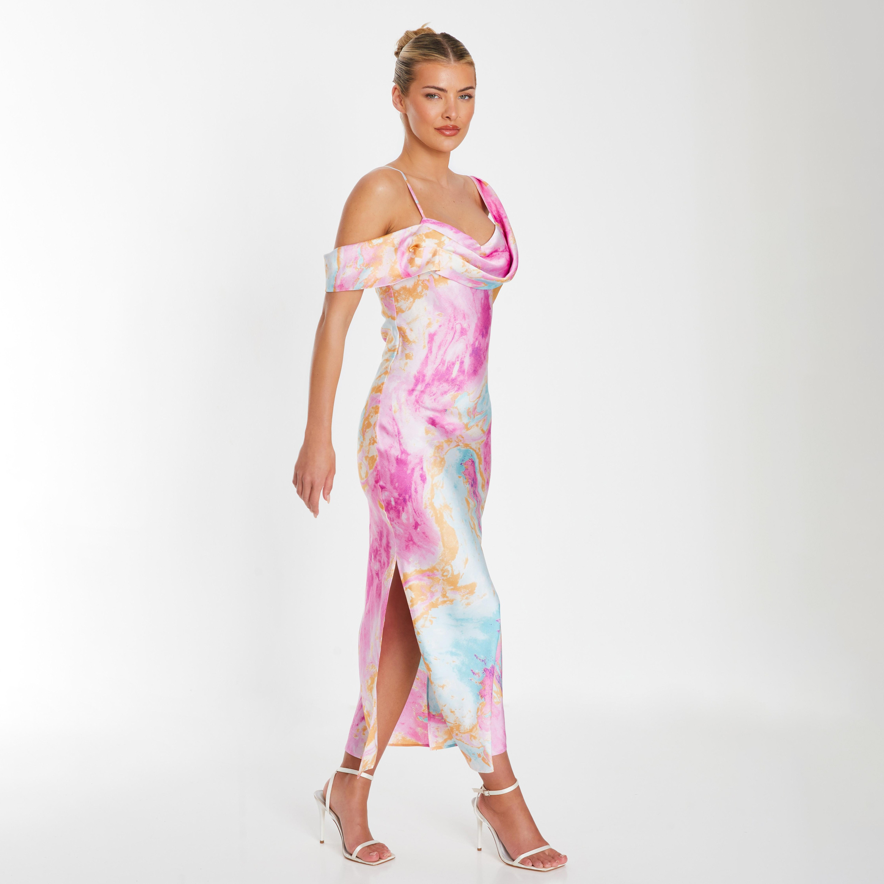 فستان سهرة ميداكسي بكتف كاول رخامي من الساتان الوردي من كويز-women-clothing-dresses-image-1