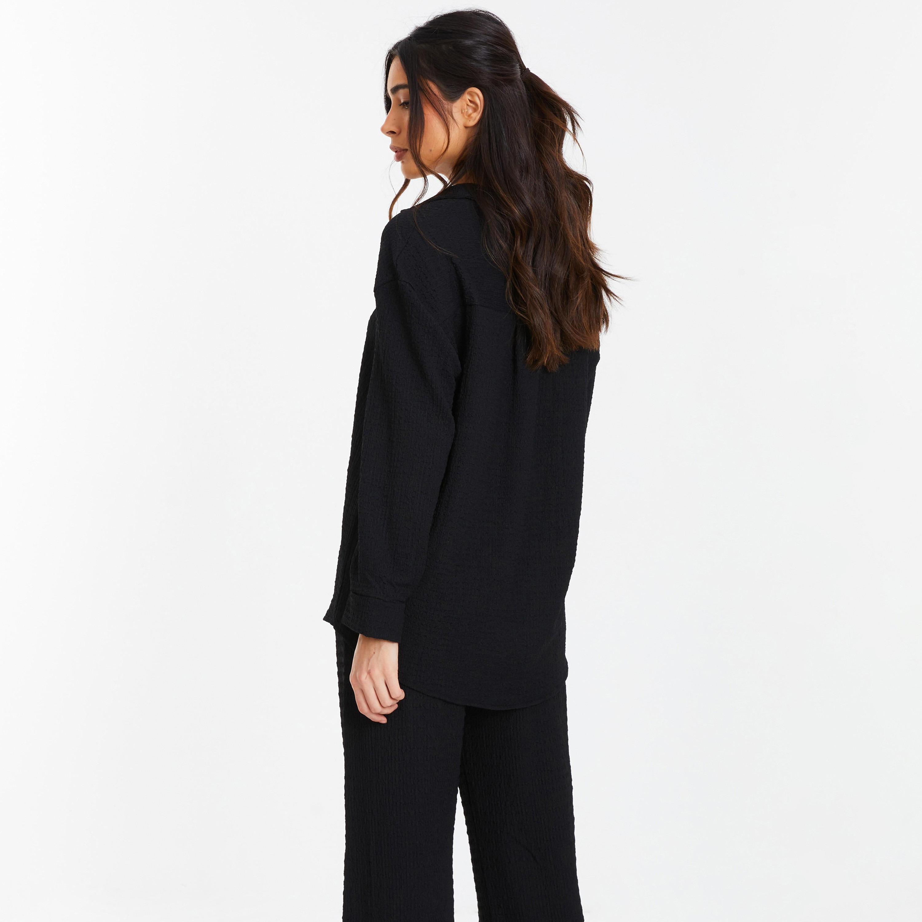 قميص كويز ذو الياقة الكلاسيكية وأكمام طويلة مع تكسثرد-women-clothing-shirtsandblouses-blouses-image-4
