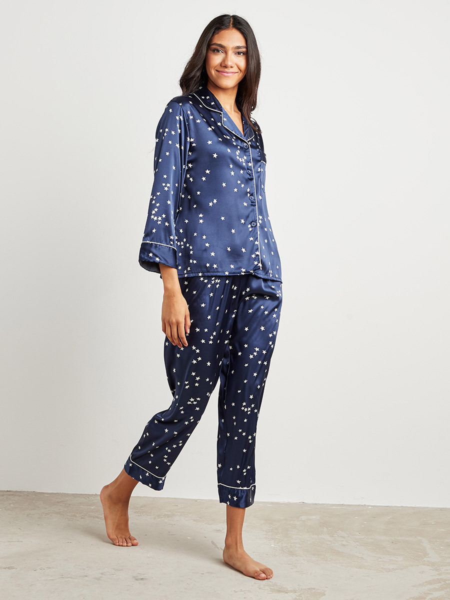طقم بيجاما مطبوع قميص وبنطلون من ستايلي-women-clothing-nightwear-pyjamas-longsets-image-1