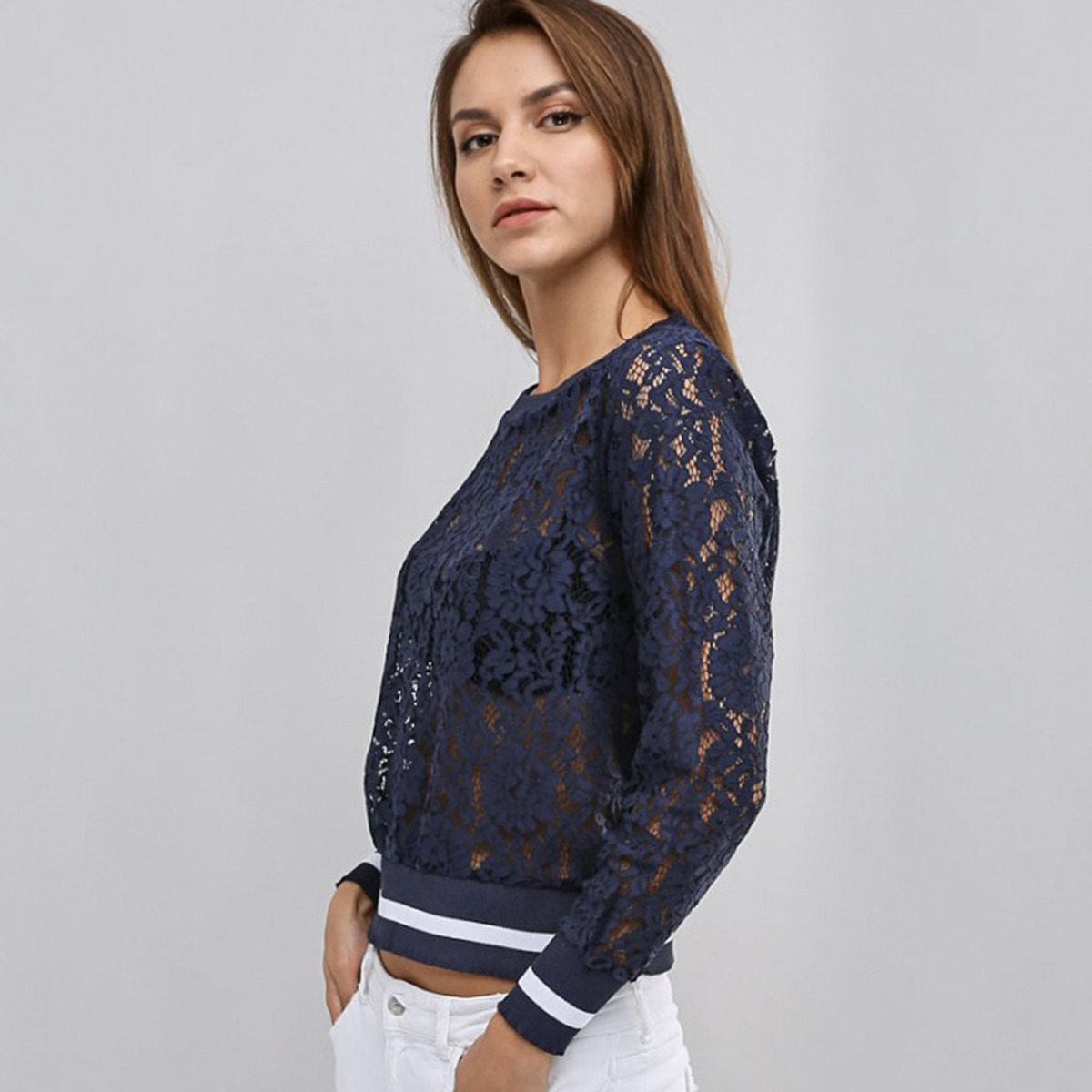 بلوزة دانتيل بياقة ضيّقة وأكمام طويلة من رينا-women-clothing-shirtsandblouses-blouses-image-1