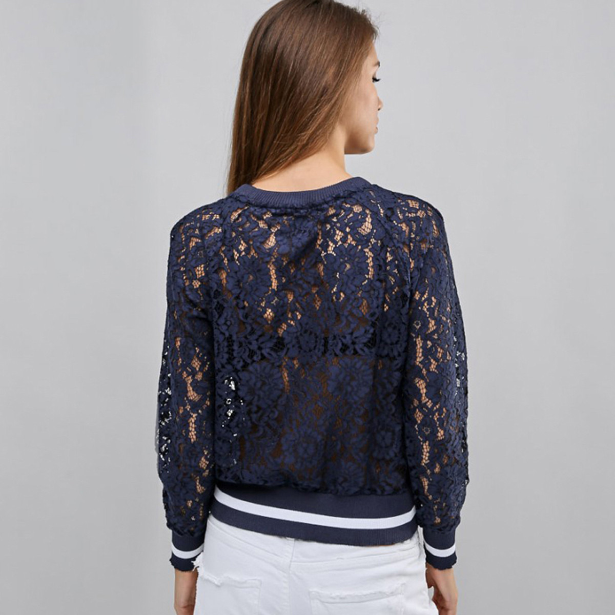 بلوزة دانتيل بياقة ضيّقة وأكمام طويلة من رينا-women-clothing-shirtsandblouses-blouses-image-2