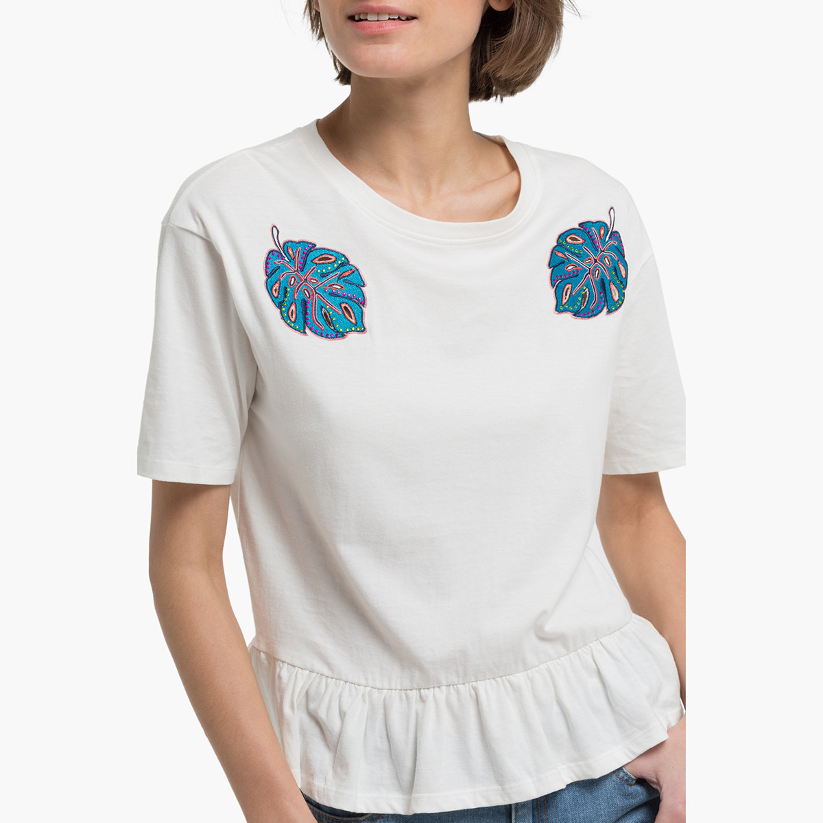 بلوزة بياقة مستديرة وأكمام قصيرة و زخارف أوراق من رينا-women-clothing-tshirts-image-3