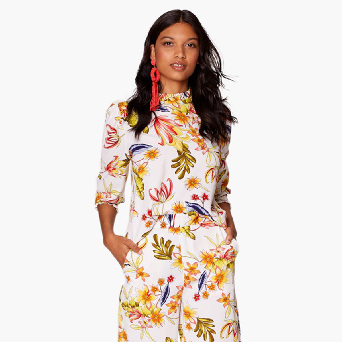 بلوزة بياقة عالية وطبعات أزهار وأكمام 3/4 من رينا-women-clothing-shirtsandblouses-blouses-image-1