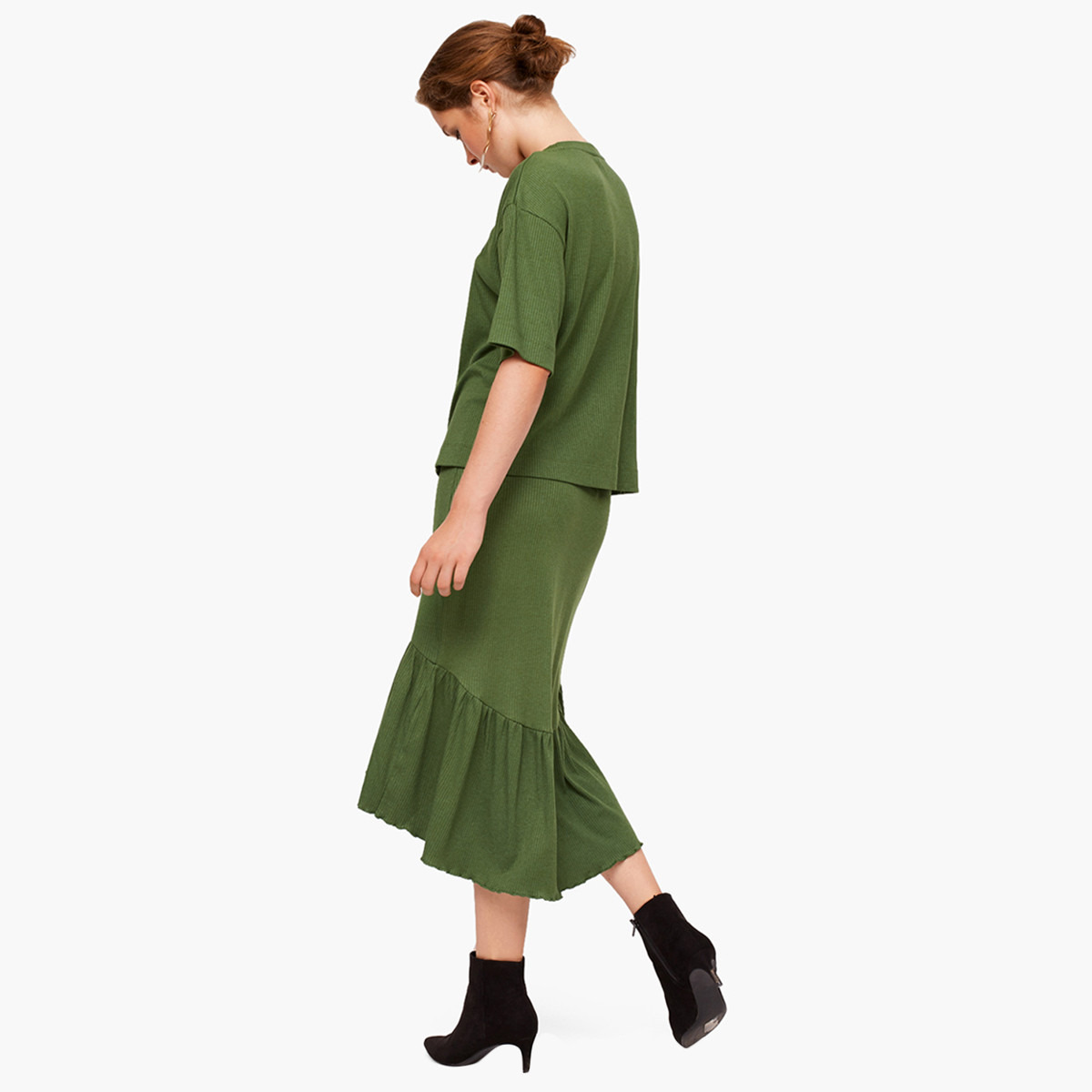 تنّورة واسعة بارزة الملمس بتفاصيل كشكشة من رينا-women-clothing-bottoms-skirts-image-8