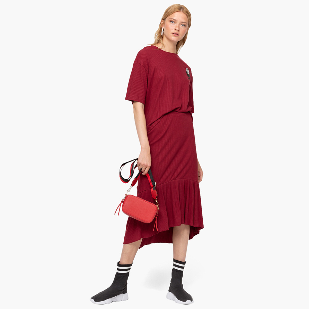 تنّورة واسعة بارزة الملمس بتفاصيل كشكشة من رينا-women-clothing-bottoms-skirts-image-2