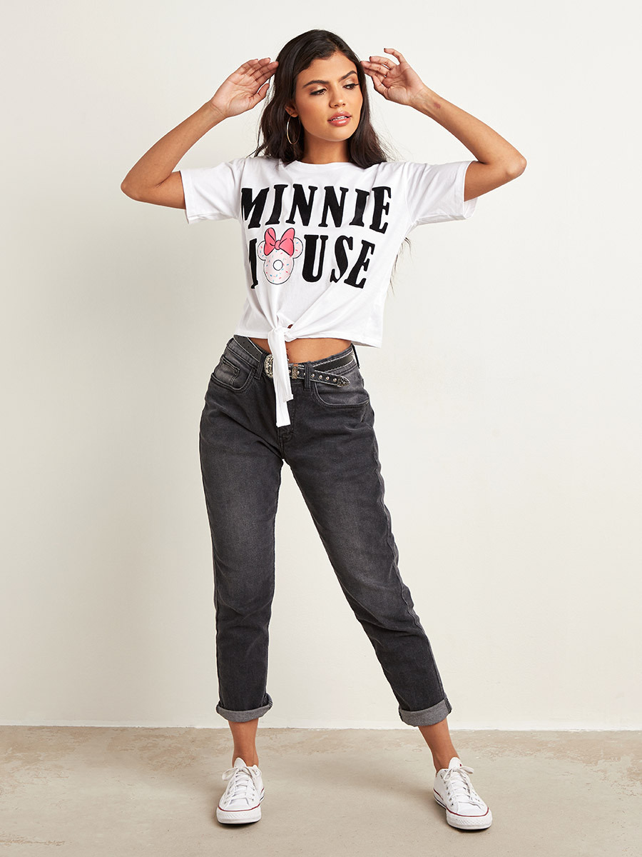 تيشيرت مطبوع بتصميم ربطة من ستايلي-women-clothing-tshirts-image-2