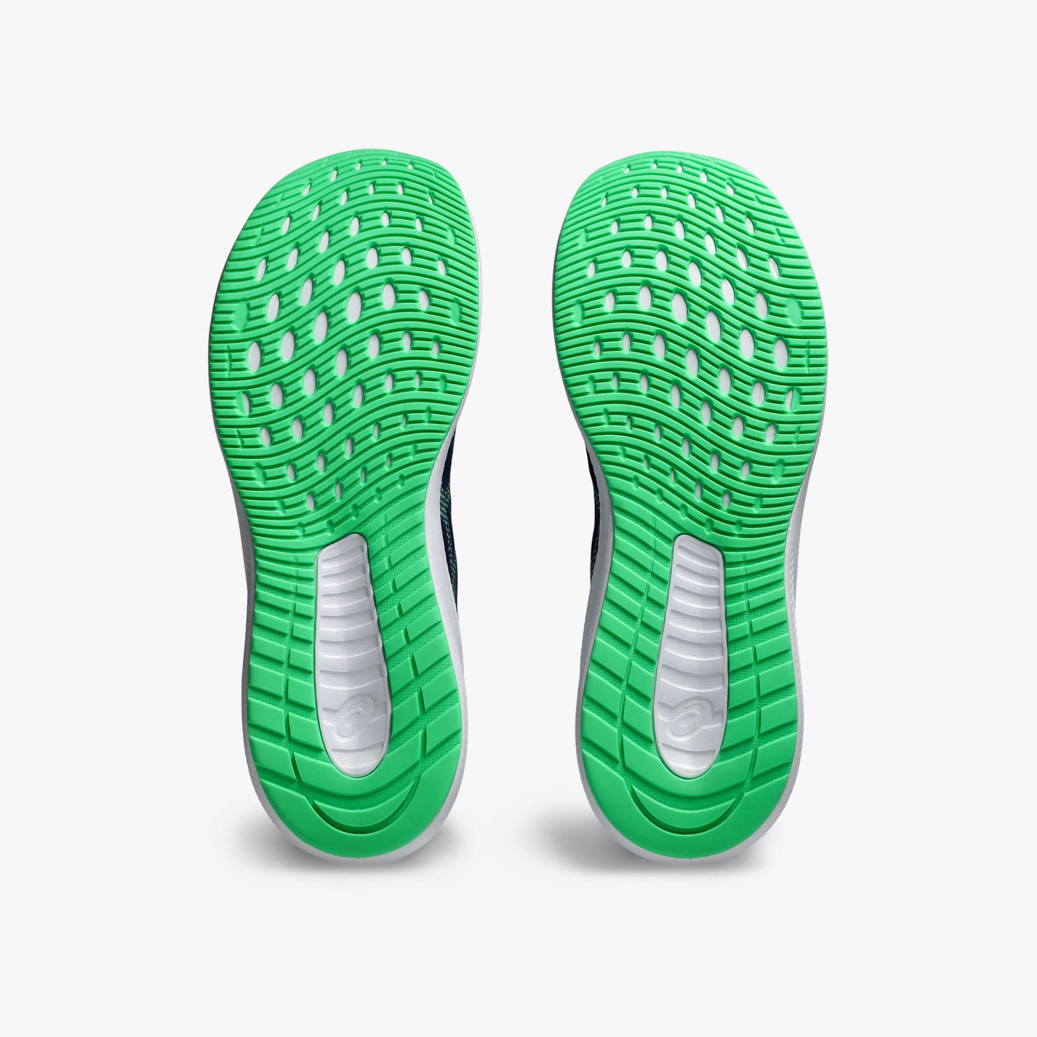 حذاء رياضي برباط إغلاق وتفاصيل شعار للرجال من أسيكس - PATRIOT 13-sports-men-shoes-image-4
