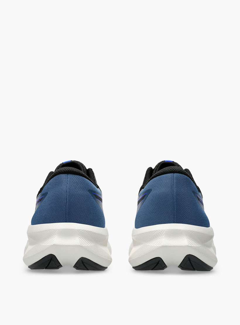 حذاء رياضي مخطط برباط إغلاق للرجال من أسيكس باتريوت 14-men-shoes-sports-image-3