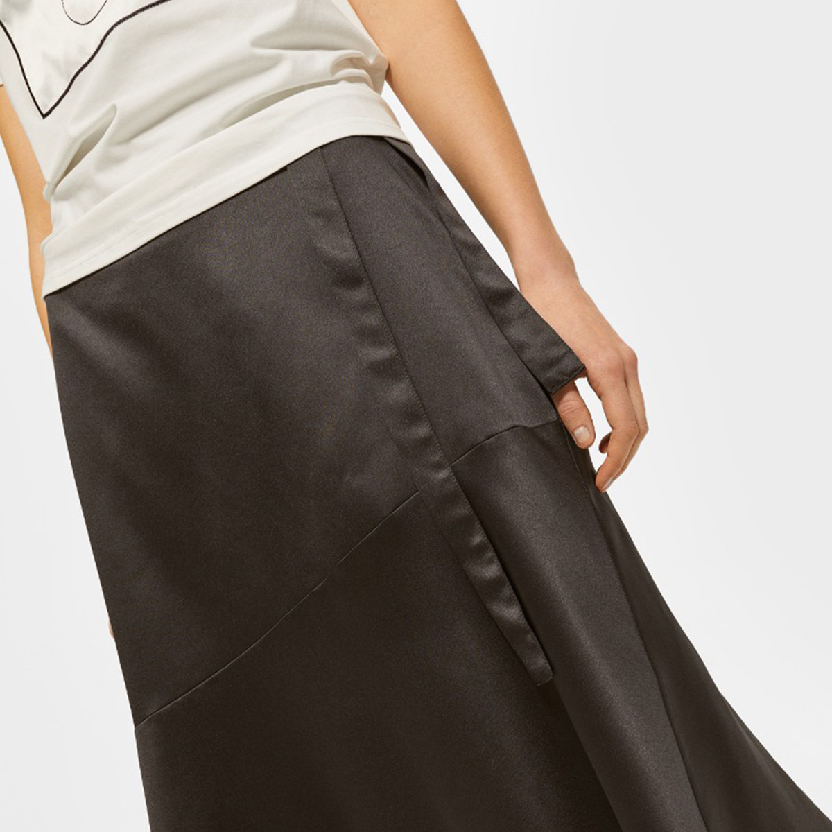 Rina Solid Mid-Rise A-line Skirt-women-clothing-bottoms-skirts-image-3
