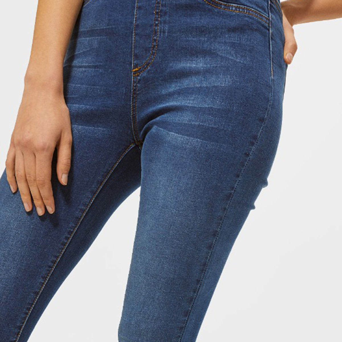 بنطلون ضيق بقصّة سكيني سادة بطول الكاحل وخصر متوسط الإرتفاع من رينا-women-clothing-bottoms-leggings-image-5