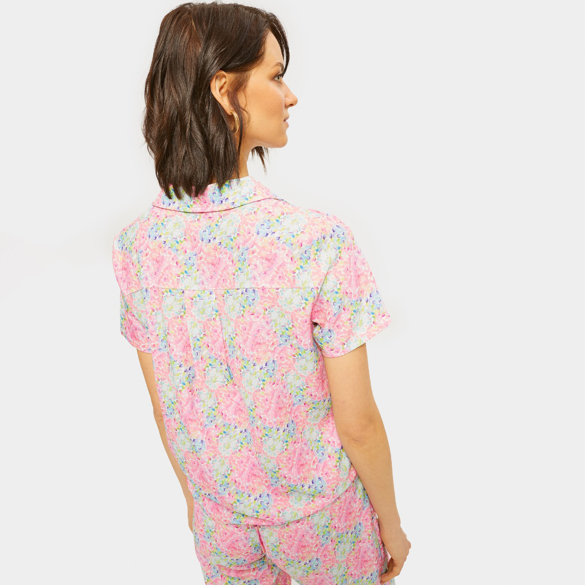 تيشيرت سليم بأكمام قصيرة وطبعات أزهار من رينا-women-clothing-shirtsandblouses-blouses-image-3