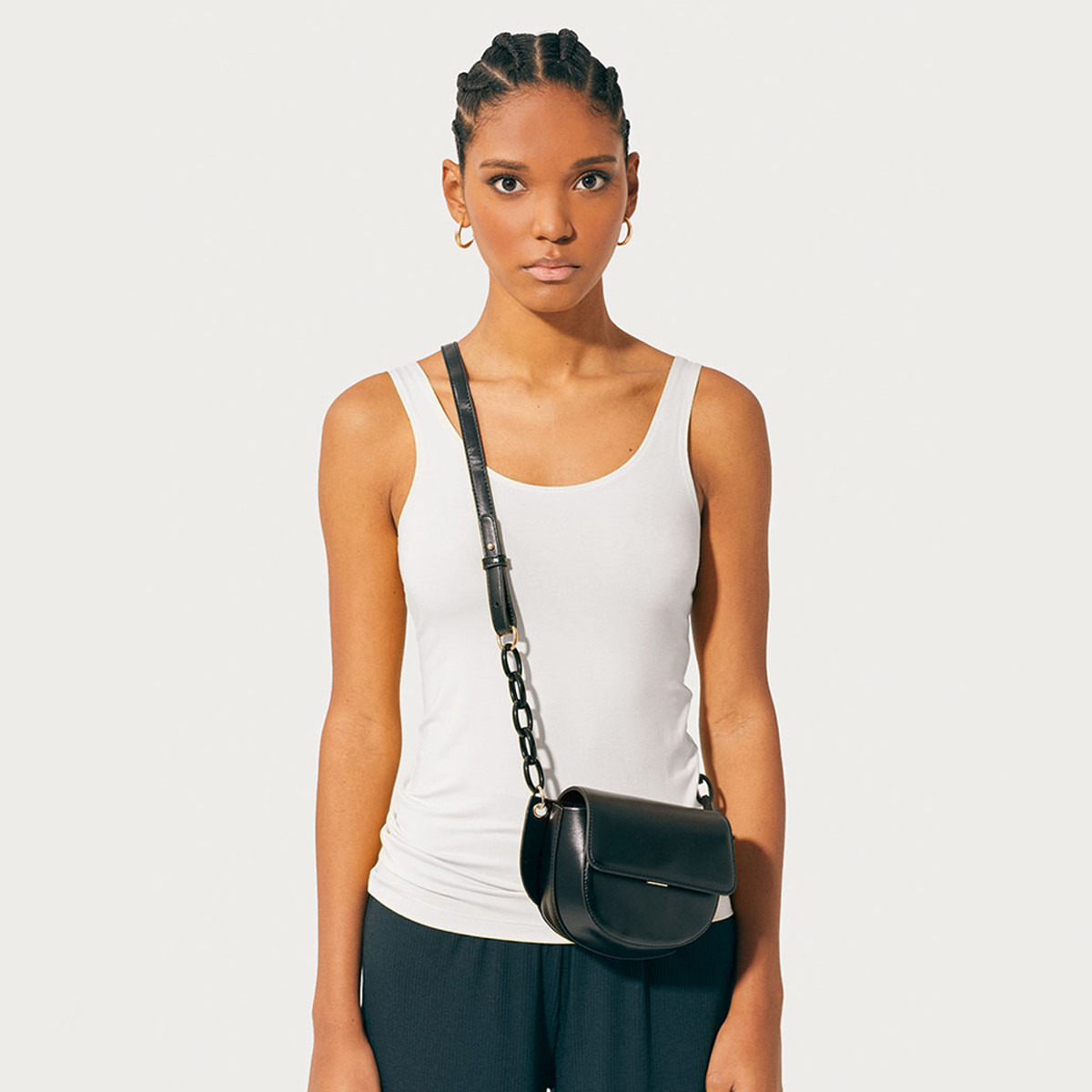 فيست دون أكمام سادة بياقة عميقة من رينا-women-clothing-tshirts-image-8