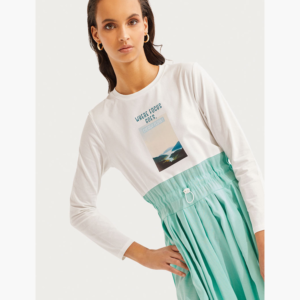 فستان ميدي إيه لاين قوالب ملوّنة بتفاصيل رباط من رينا-women-clothing-dresses-image-2