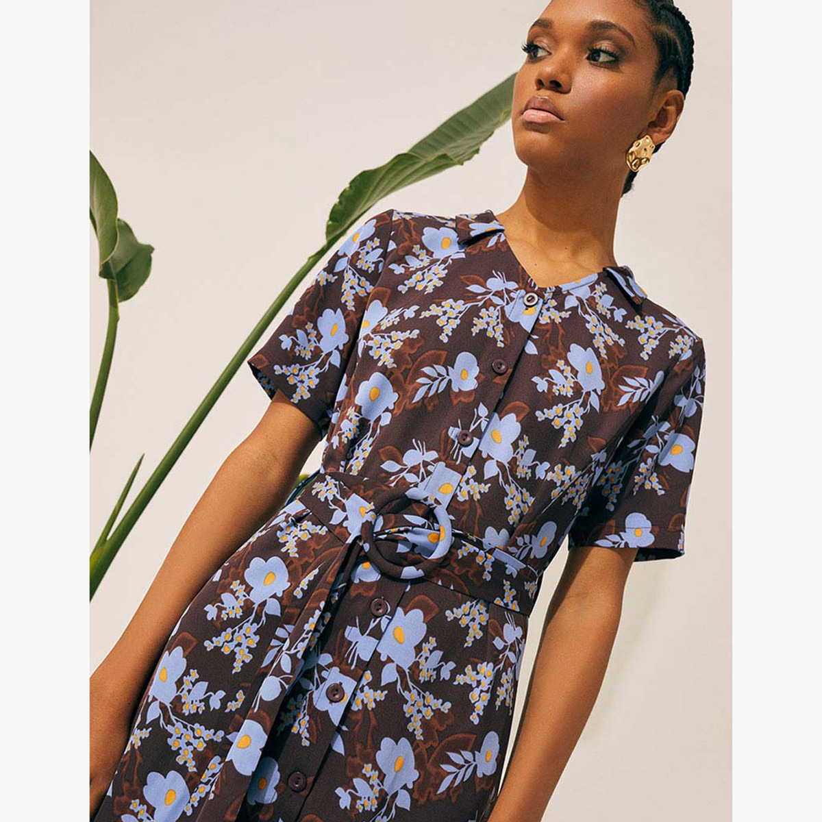 فستان إيه لاين ميدي بطبعات وياقة عادية وحزام من رينا-women-clothing-dresses-image-2