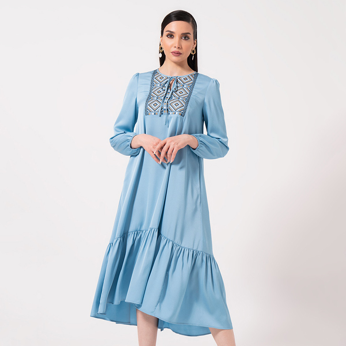 فستان ميدي إيه لاين مطرّز بأربطة وتفاصيل كشكشة من رينا-women-clothing-dresses-image-1