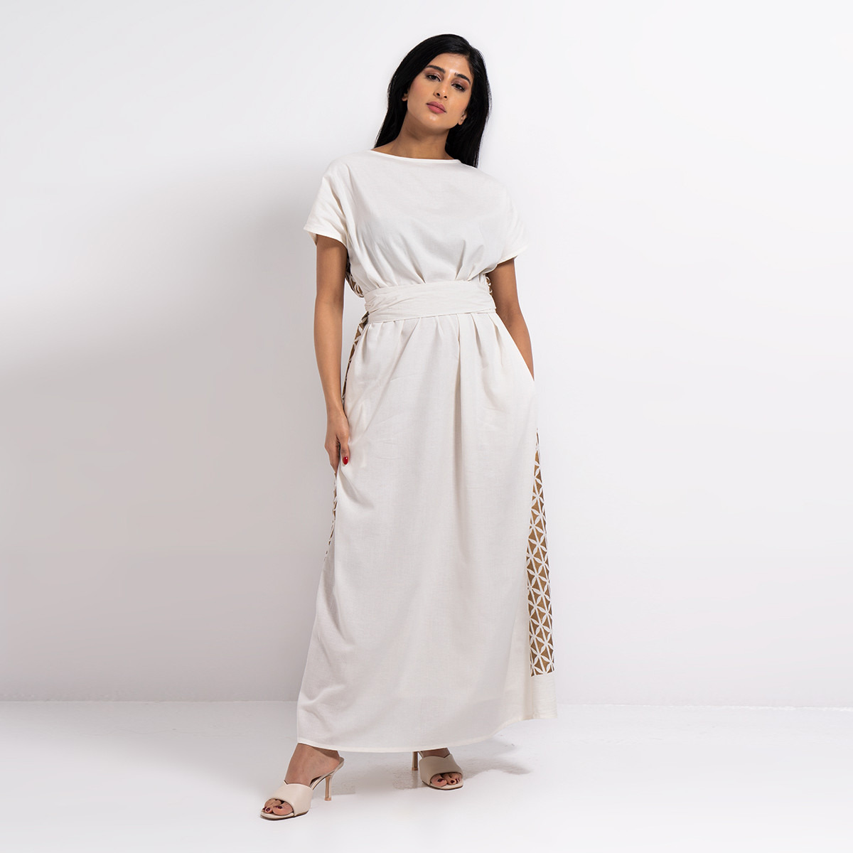 فستان إيه لاين طويل بأكمام قصيرة وياقة قارب من رينا-women-clothing-dresses-image-1