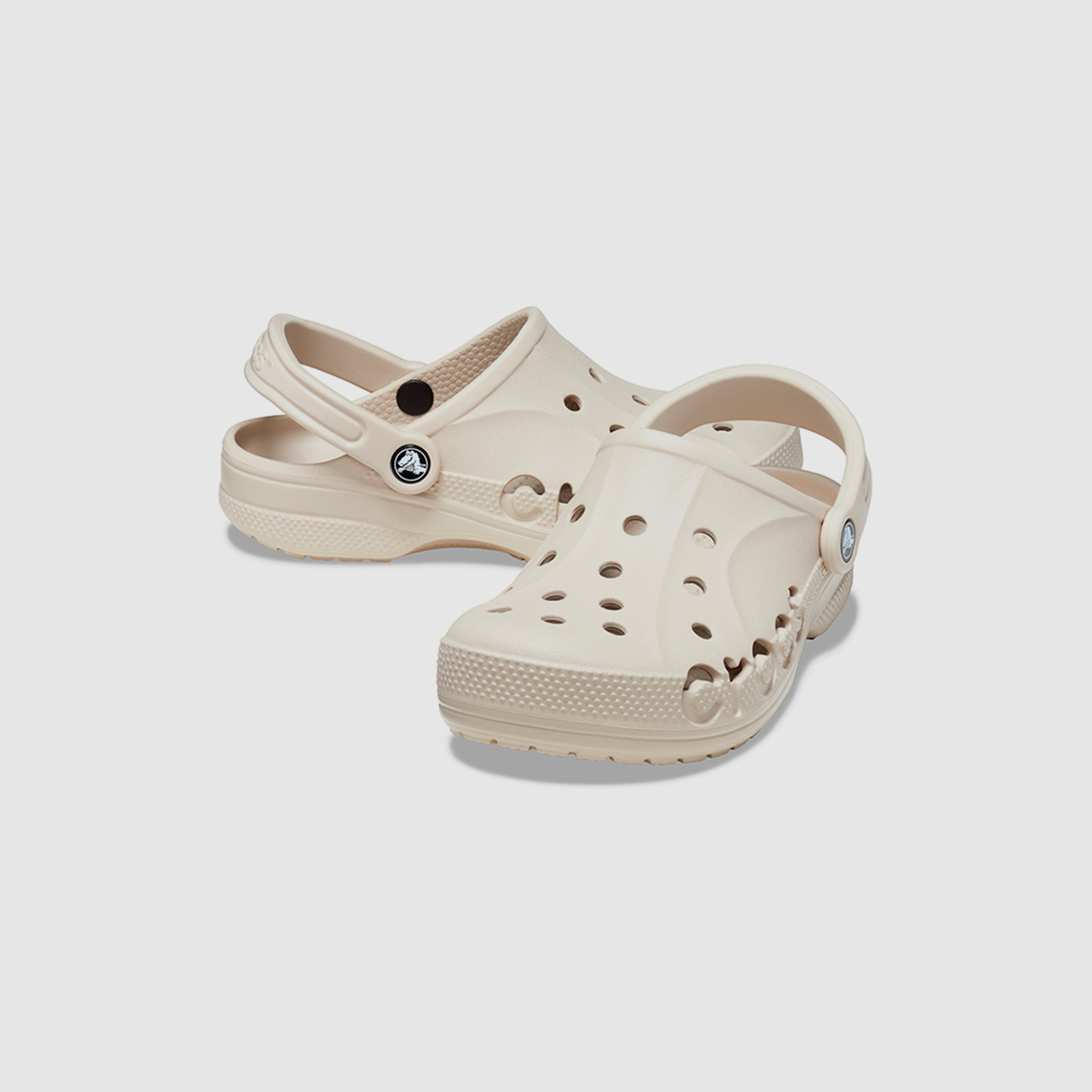 قبقاب بايا من كروكس للجنسين مزين بفتحات مع حزام خلفي-women-shoes-sandals-flats-image-11