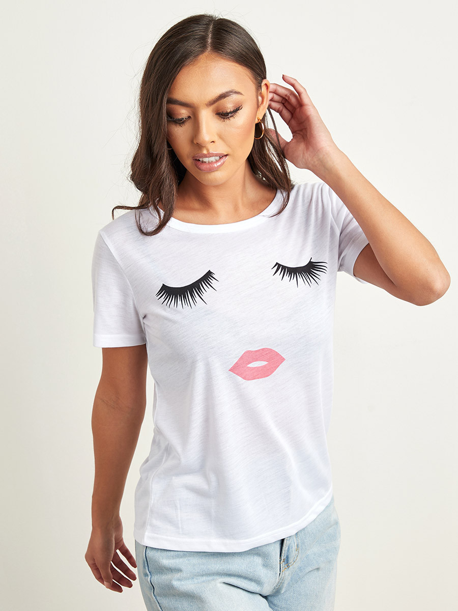 Styli Eyelash Graphic Print Regular Fit T-shirt-women-clothing-tshirts-image-1