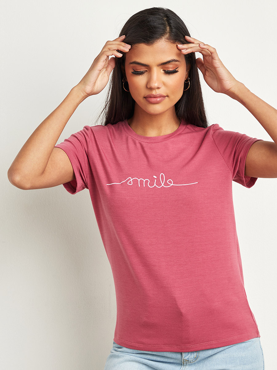 تيشيرت مطبوع بأكمام قصيرة من ستايلي-women-clothing-tshirts-image-1