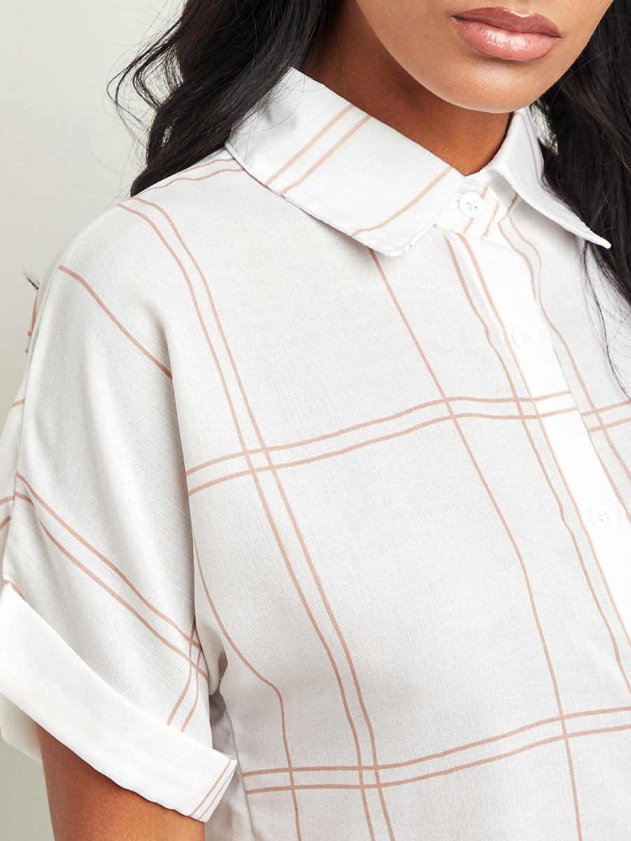 قميص بنمط المربعات بأكمام قصيرة من ستايلي-women-clothing-shirtsandblouses-blouses-image-4