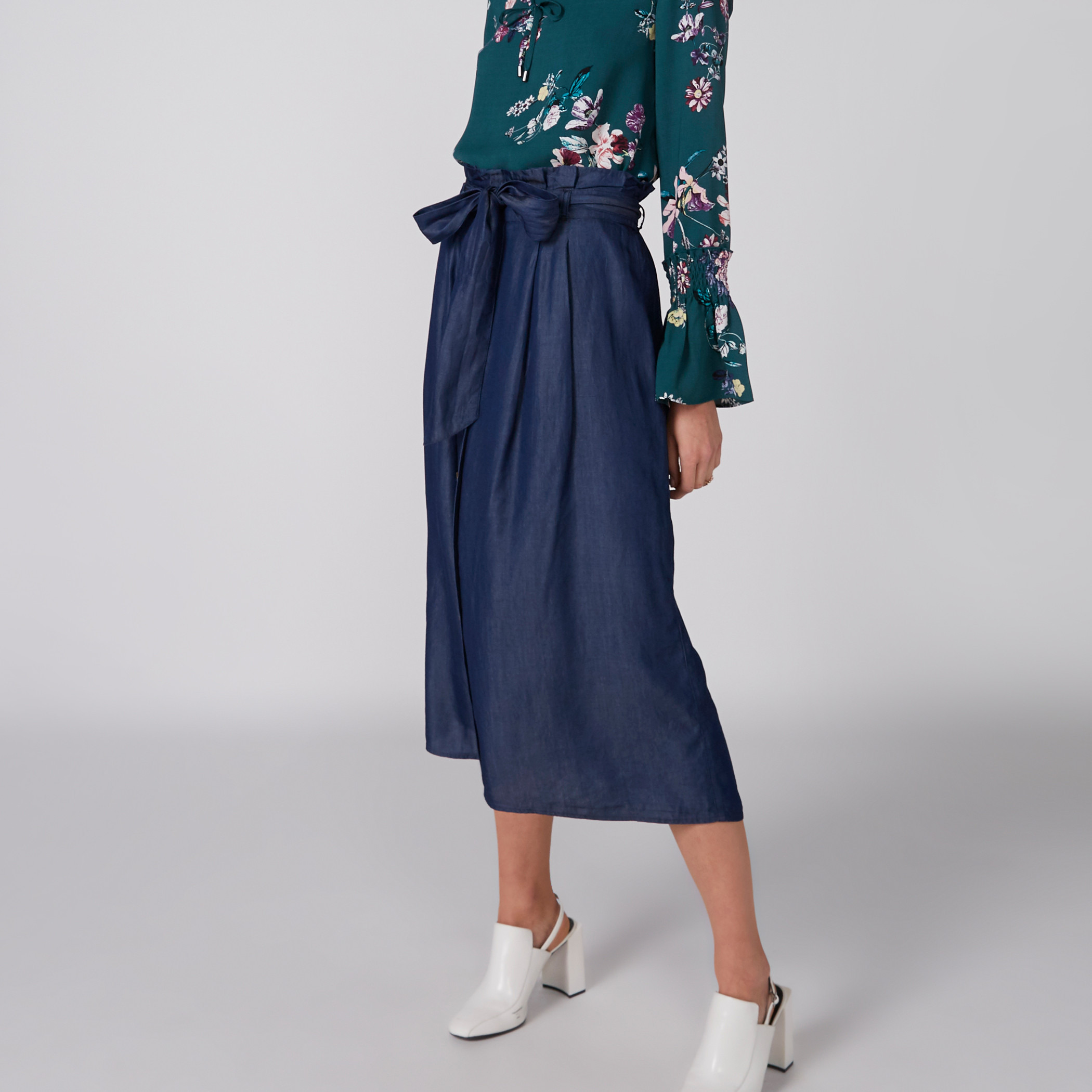 تنورة متوسطة الطول بأزرار وأربطة-women-clothing-bottoms-skirts-image-2