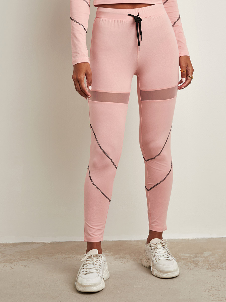 طقم ليقنز وتيشيرت بتداخلات شبكية من ستايلي-women-clothing-sportswearandactivewear-tshirtsandvests-image-5