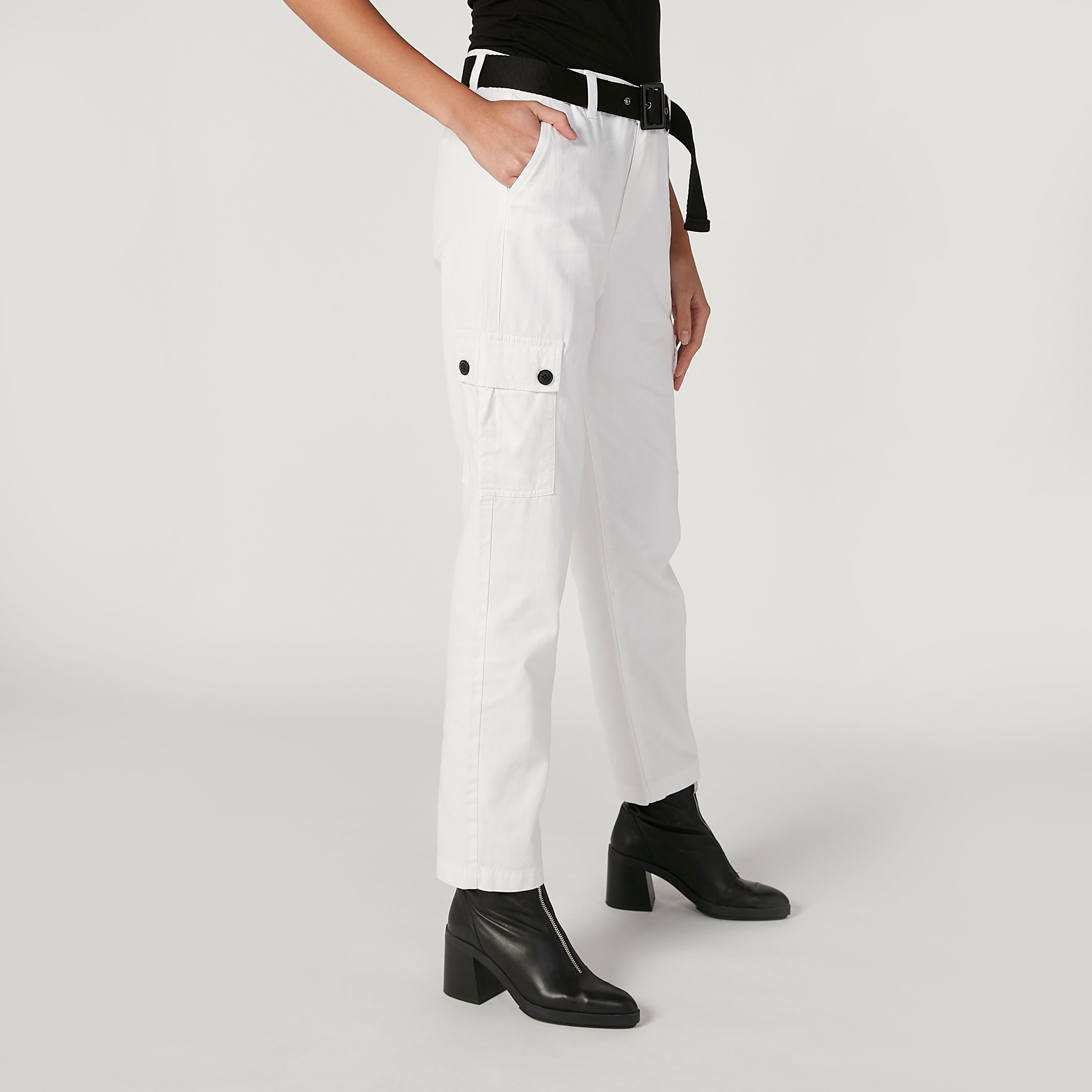 Cargo pants hotsell with belt loops