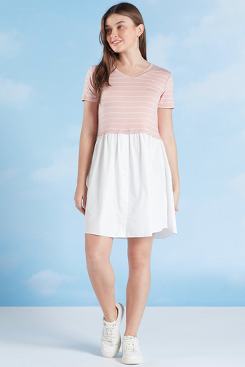 Striped Tunic Top with V-neck and Short Sleeves