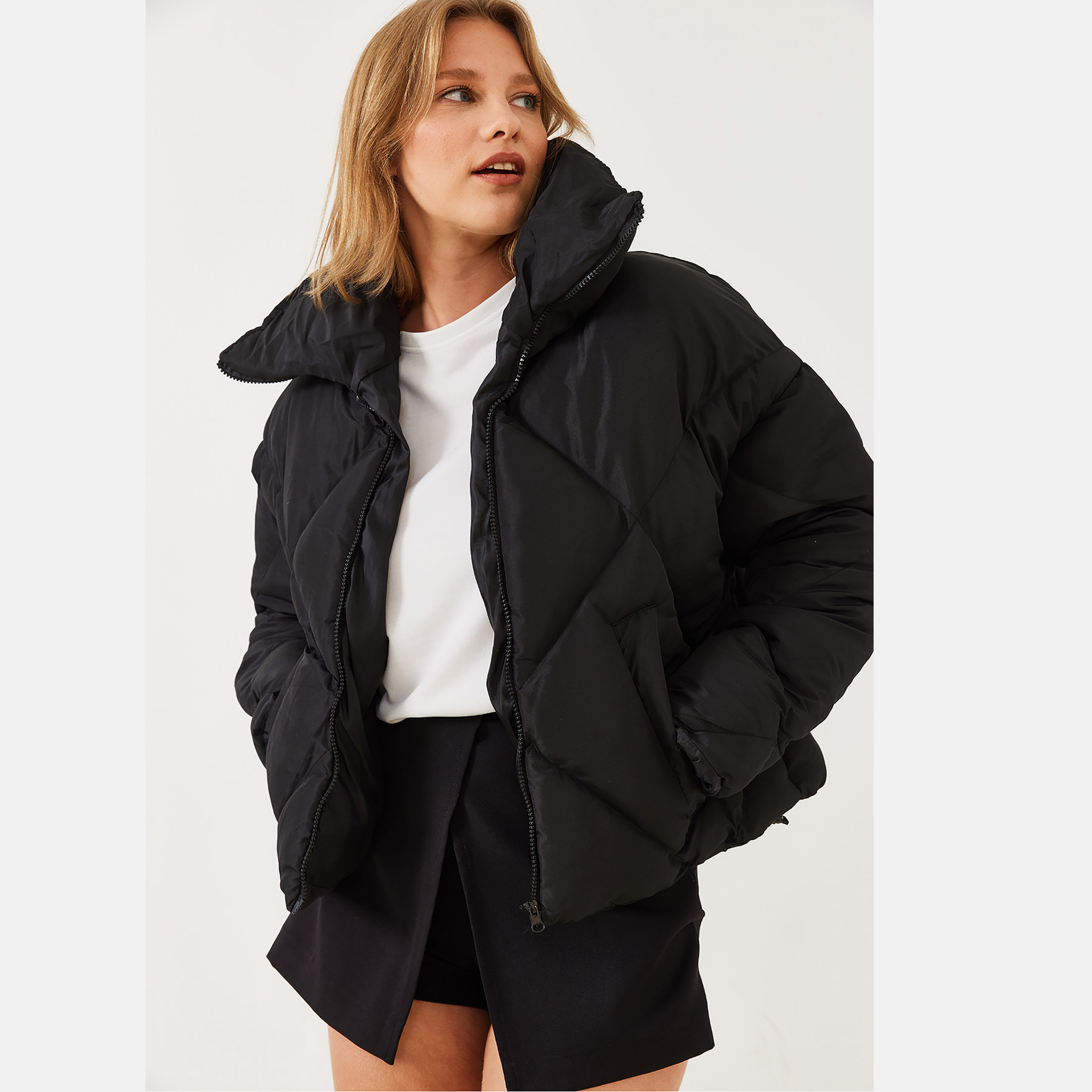 جاكيت منفوخ نسائي بياقة من بيانكو لوتشي-women-winterwear-coatsandjackets-jackets-image-1