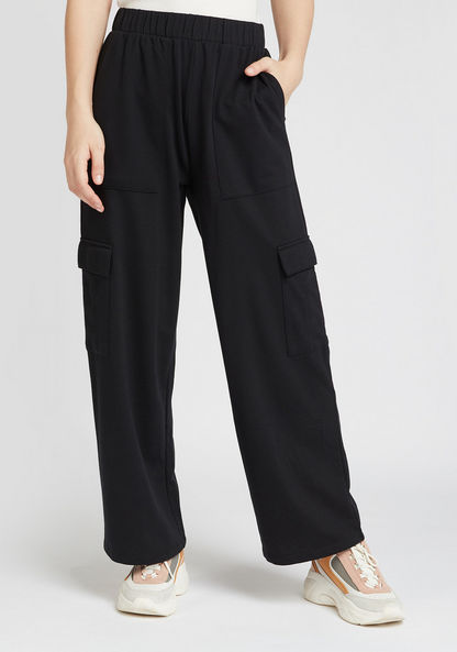 Solid Cargo Pants with Pockets and Elasticised Waistband