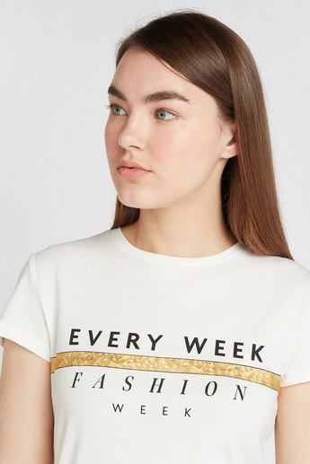 Typographic Print T-shirt with Crew Neck and Cap Sleeves