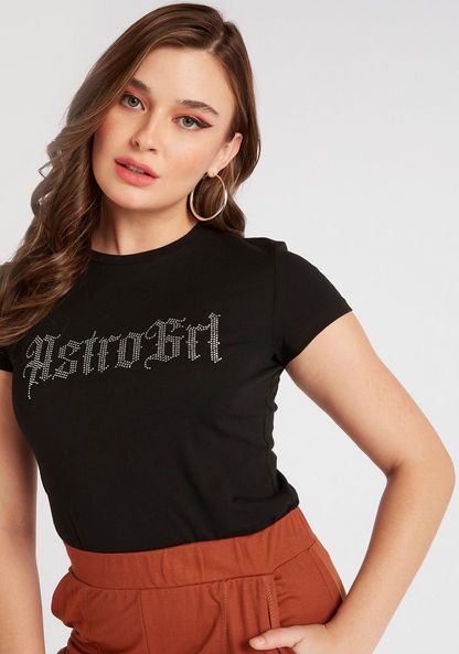 Embellished Crew Neck T-shirt with Cap Sleeves