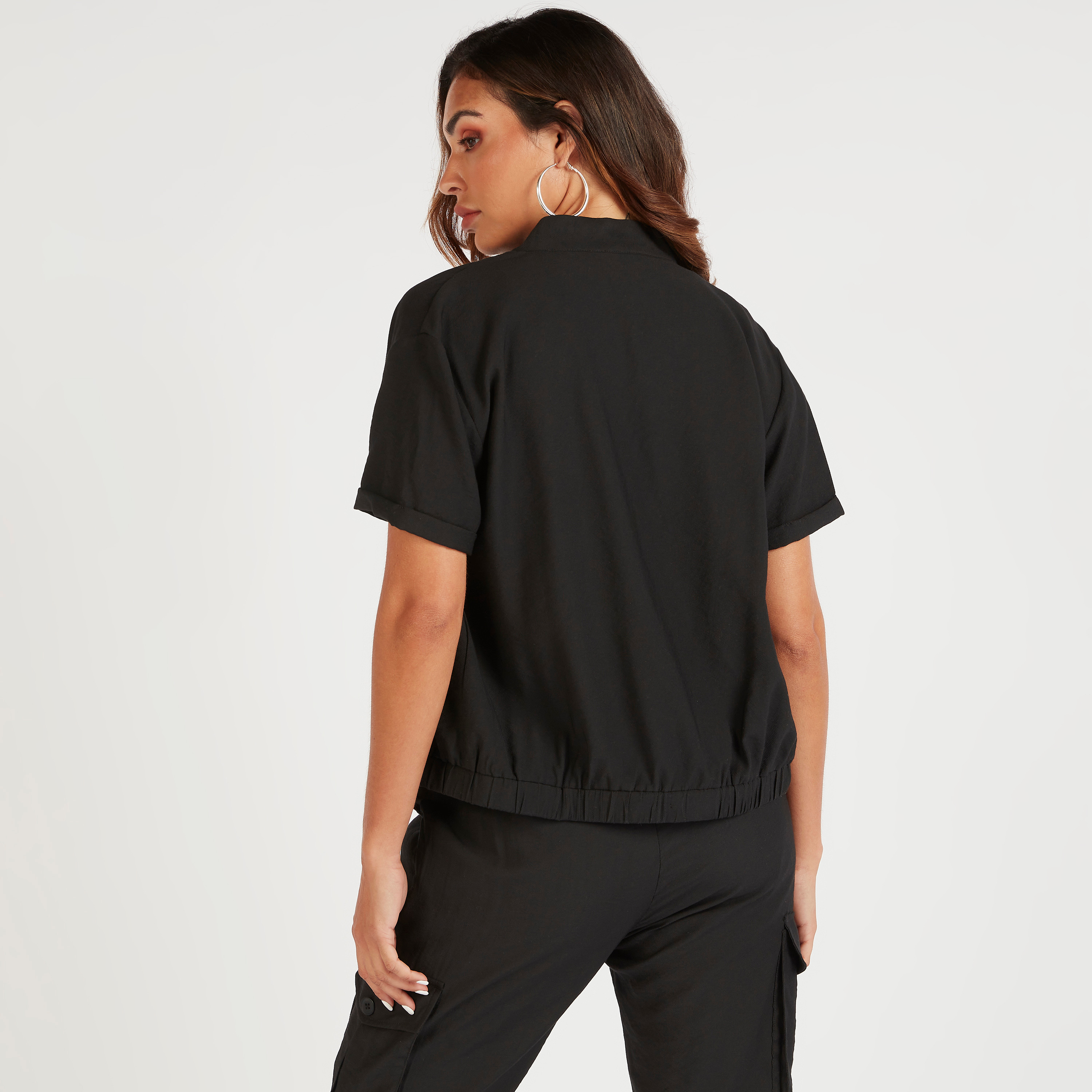 Solid Lightweight Zipper Jacket with Short Sleeves and Pockets-women-winterwear-coatsandjackets-jackets-image-4