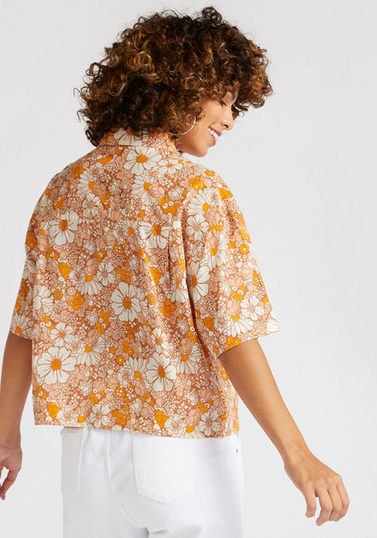 Floral Print Shirt with Flap Pockets and Short Sleeves